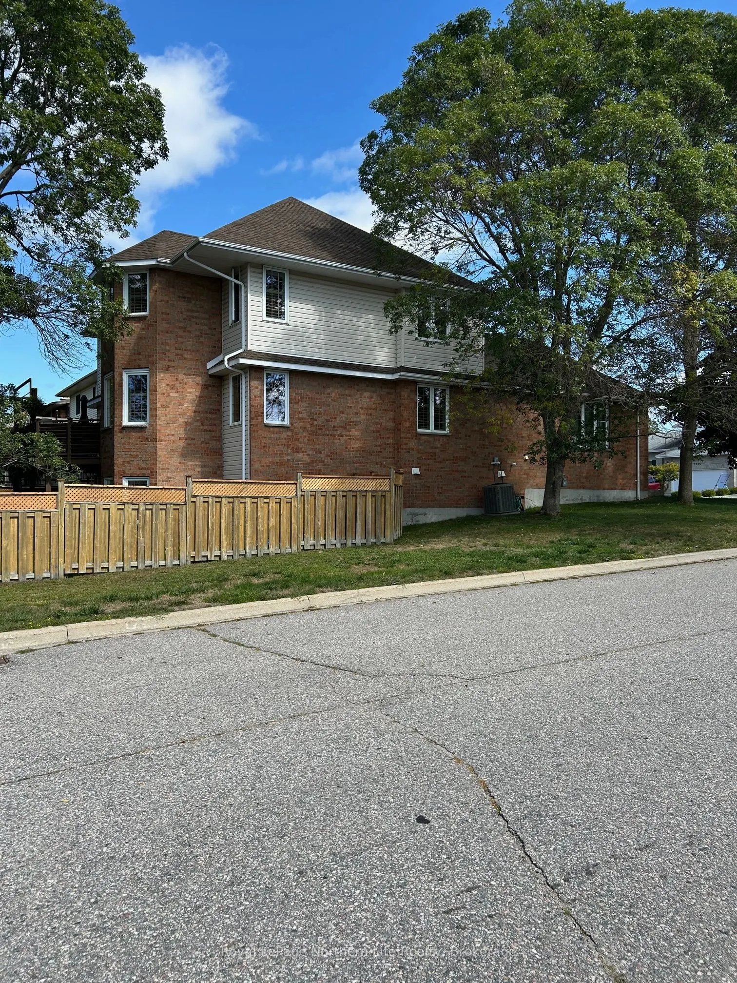1111 Lawson Street