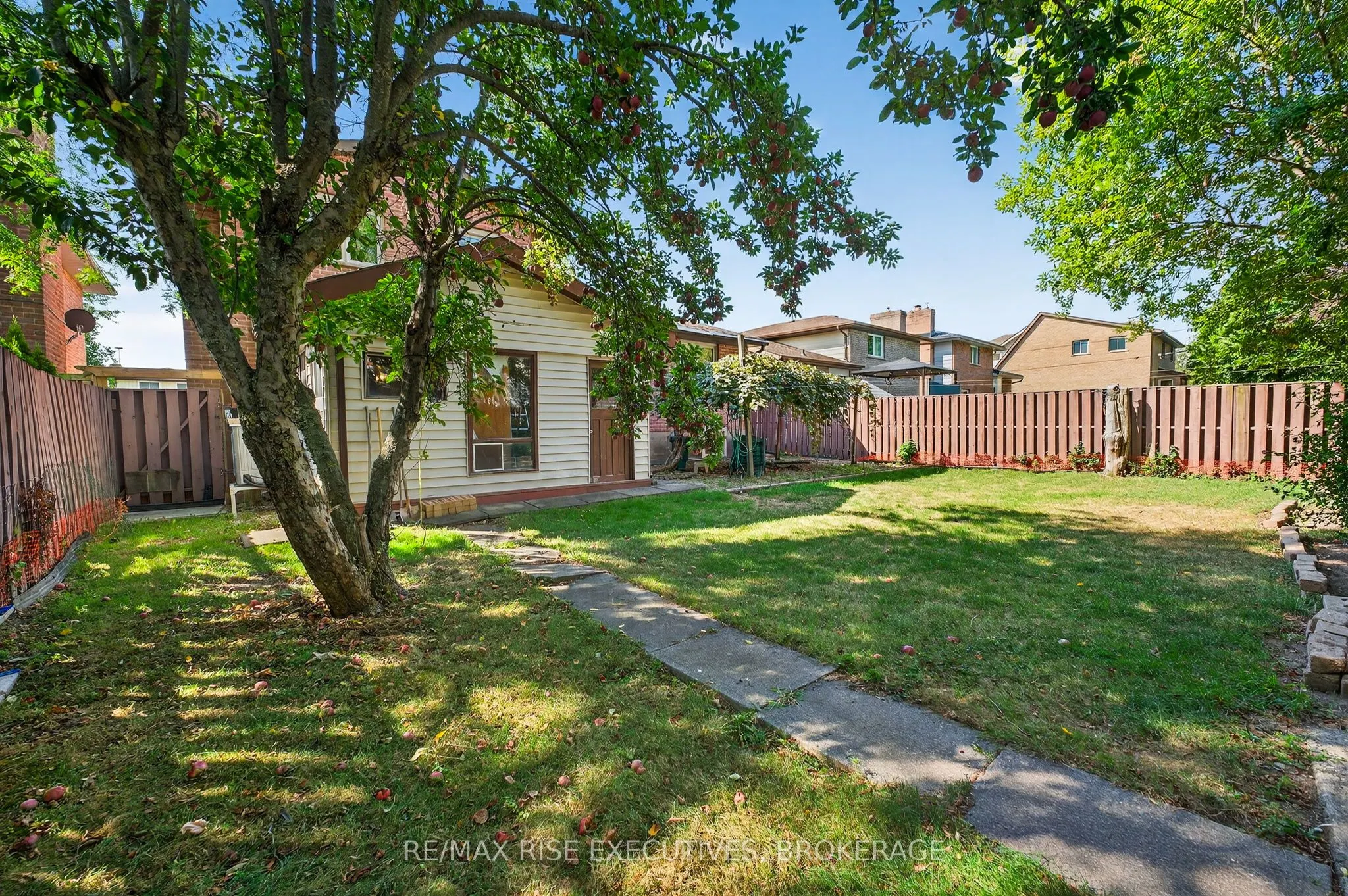 891 Sandringham Place