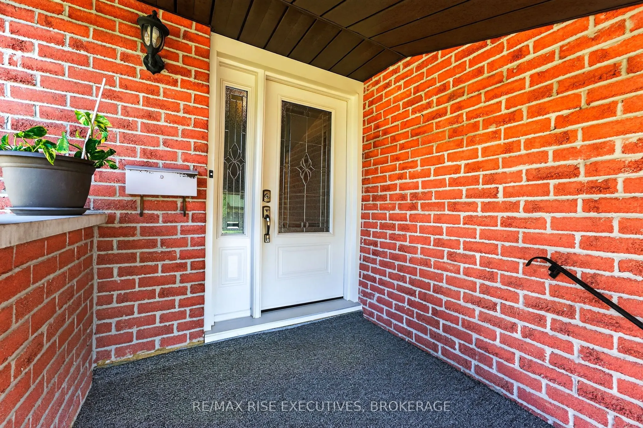 891 Sandringham Place