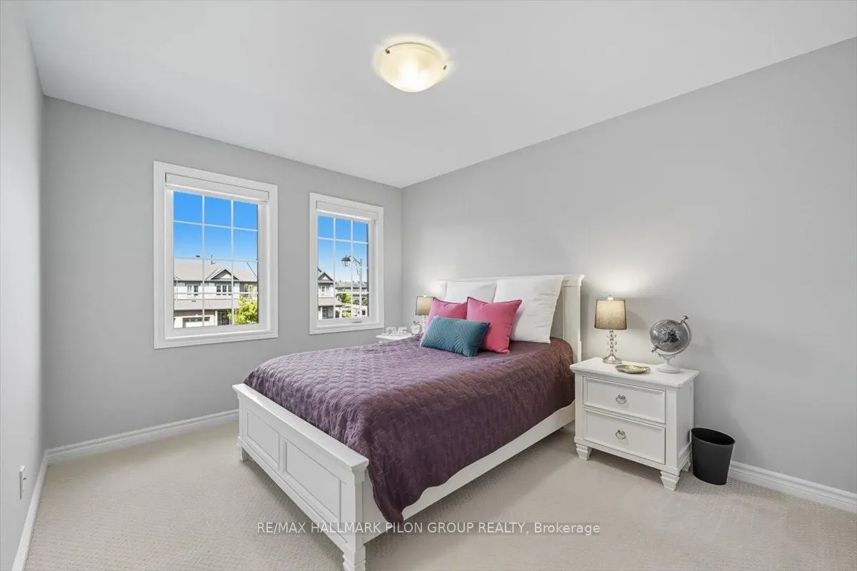 690 Decoeur Drive
