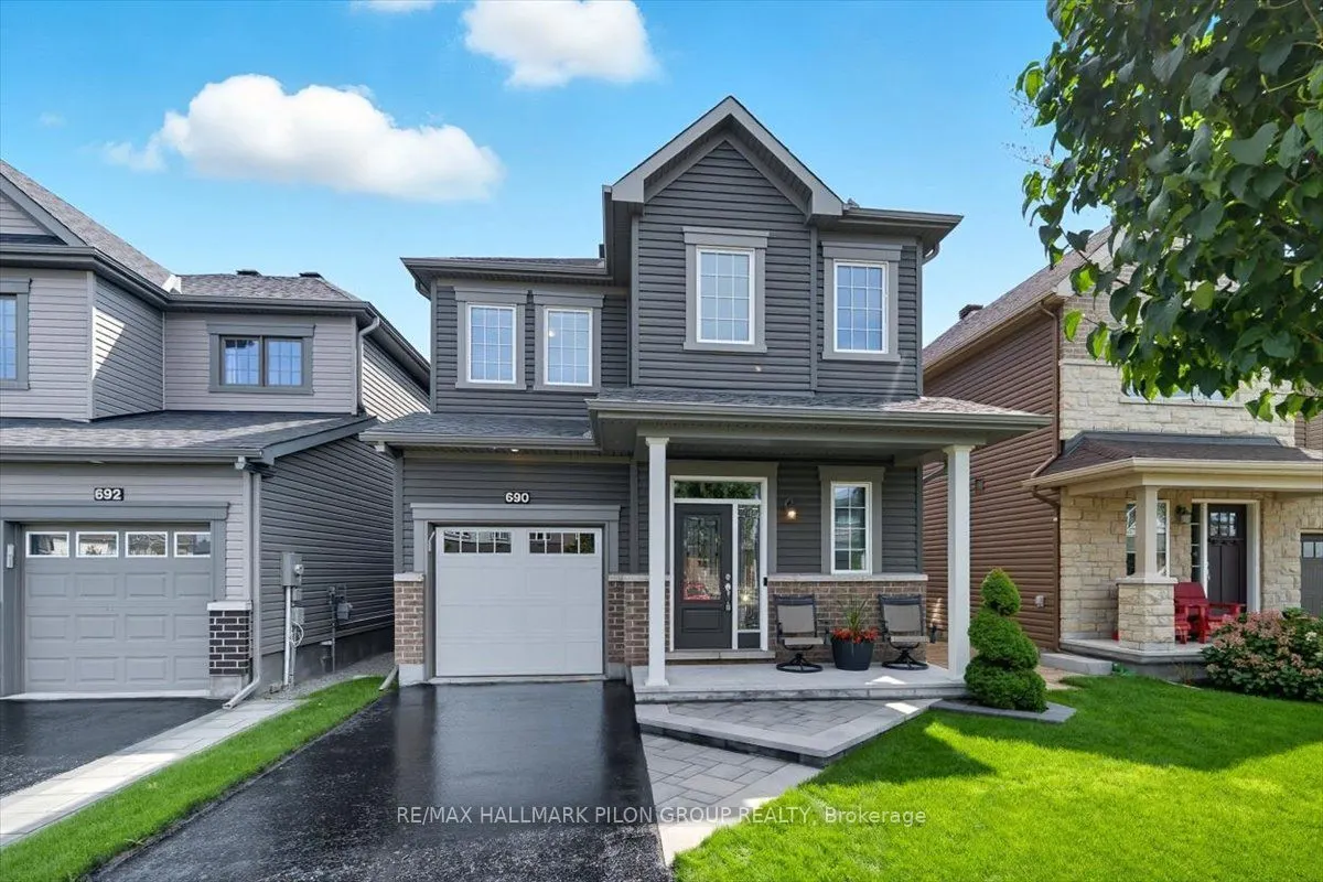 690 Decoeur Drive