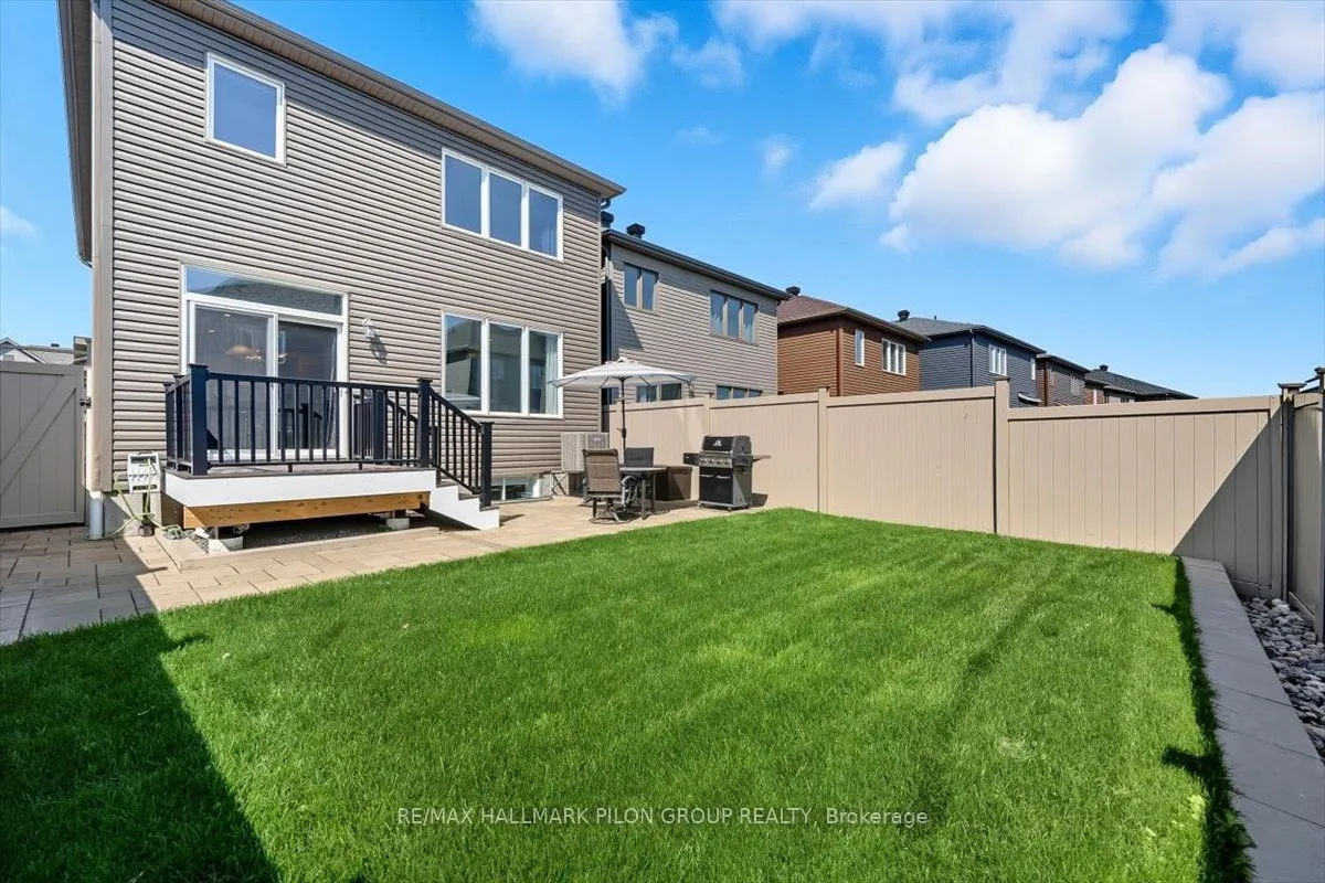 690 Decoeur Drive