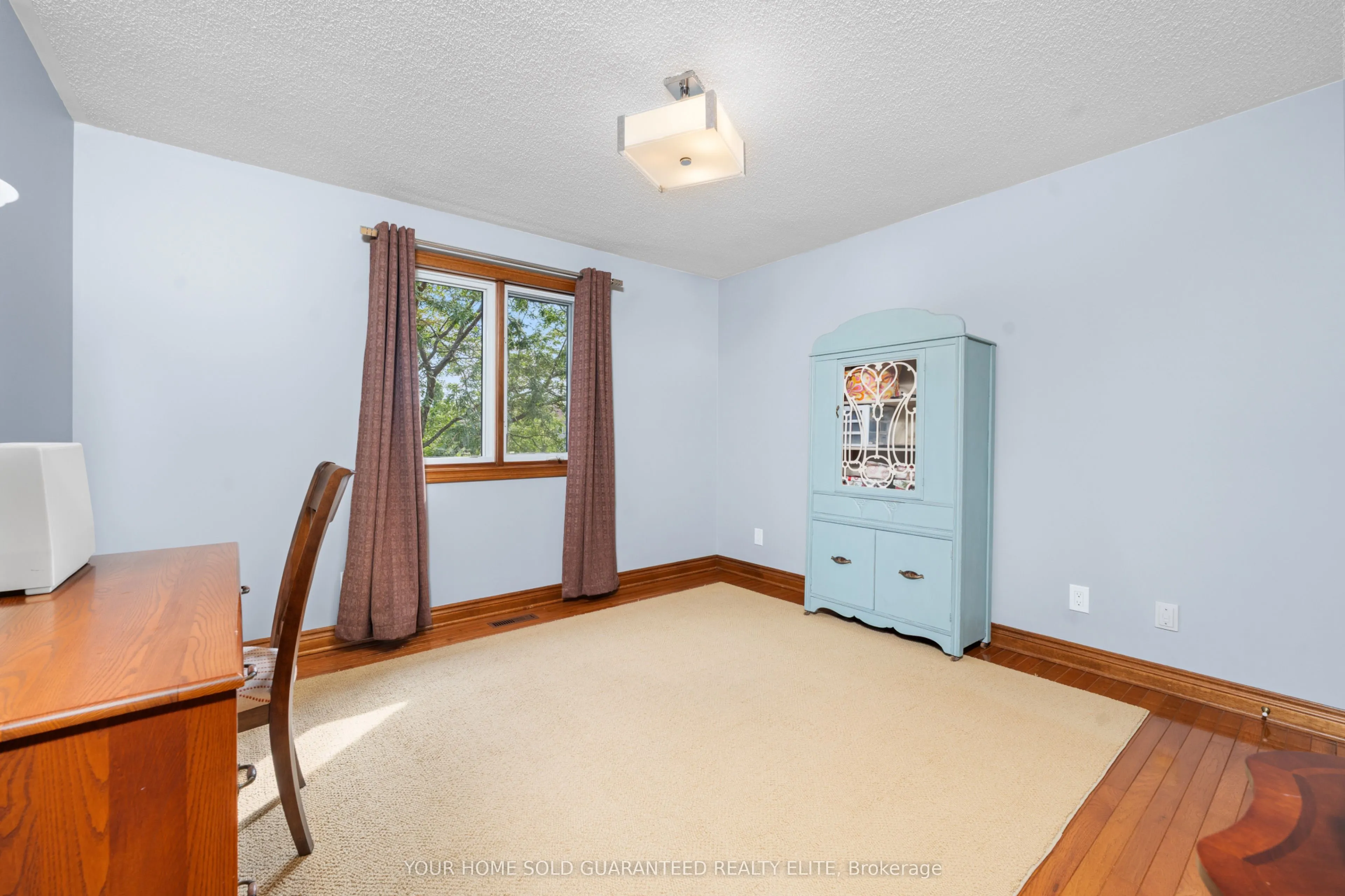 22 Wendakee Drive