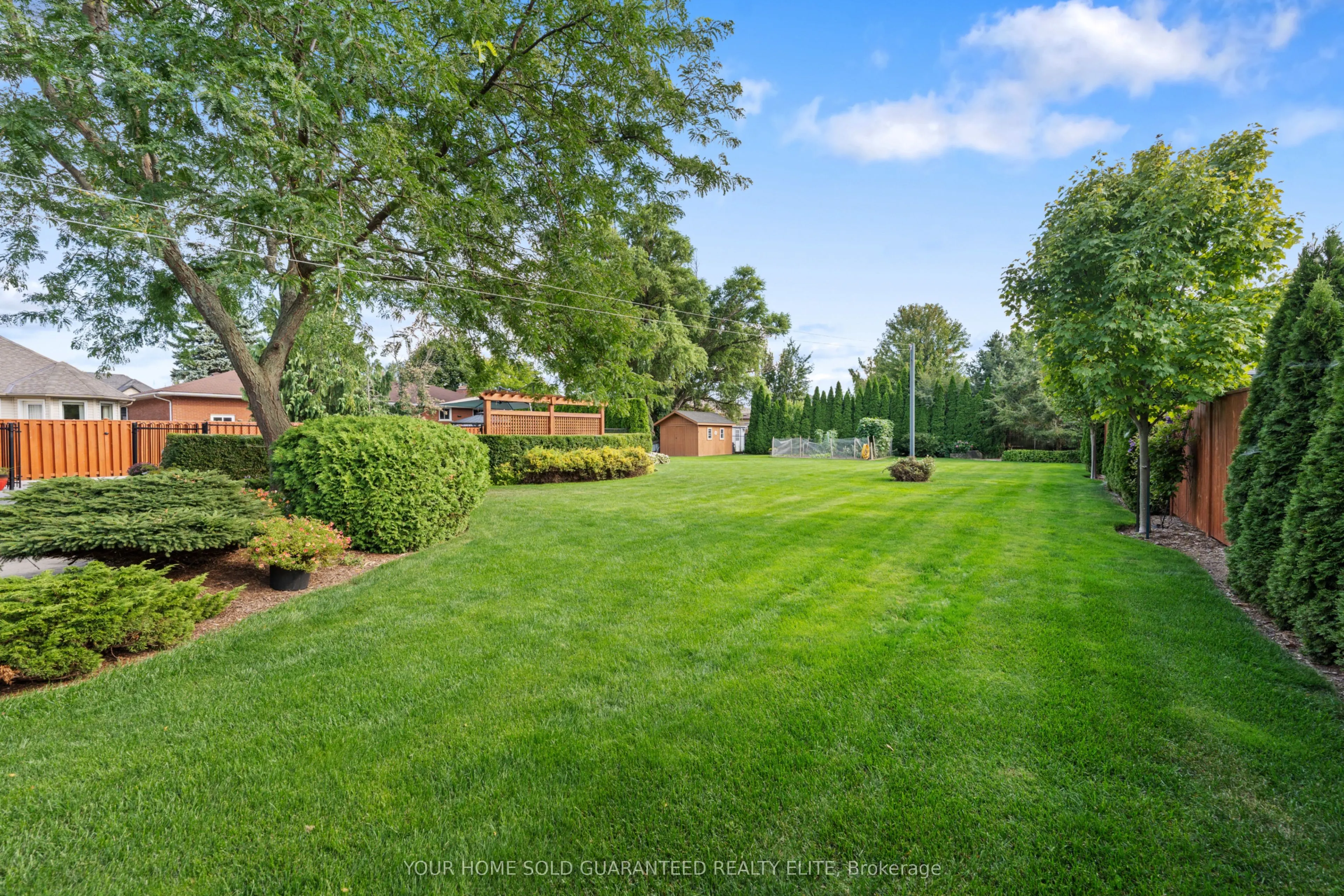 22 Wendakee Drive