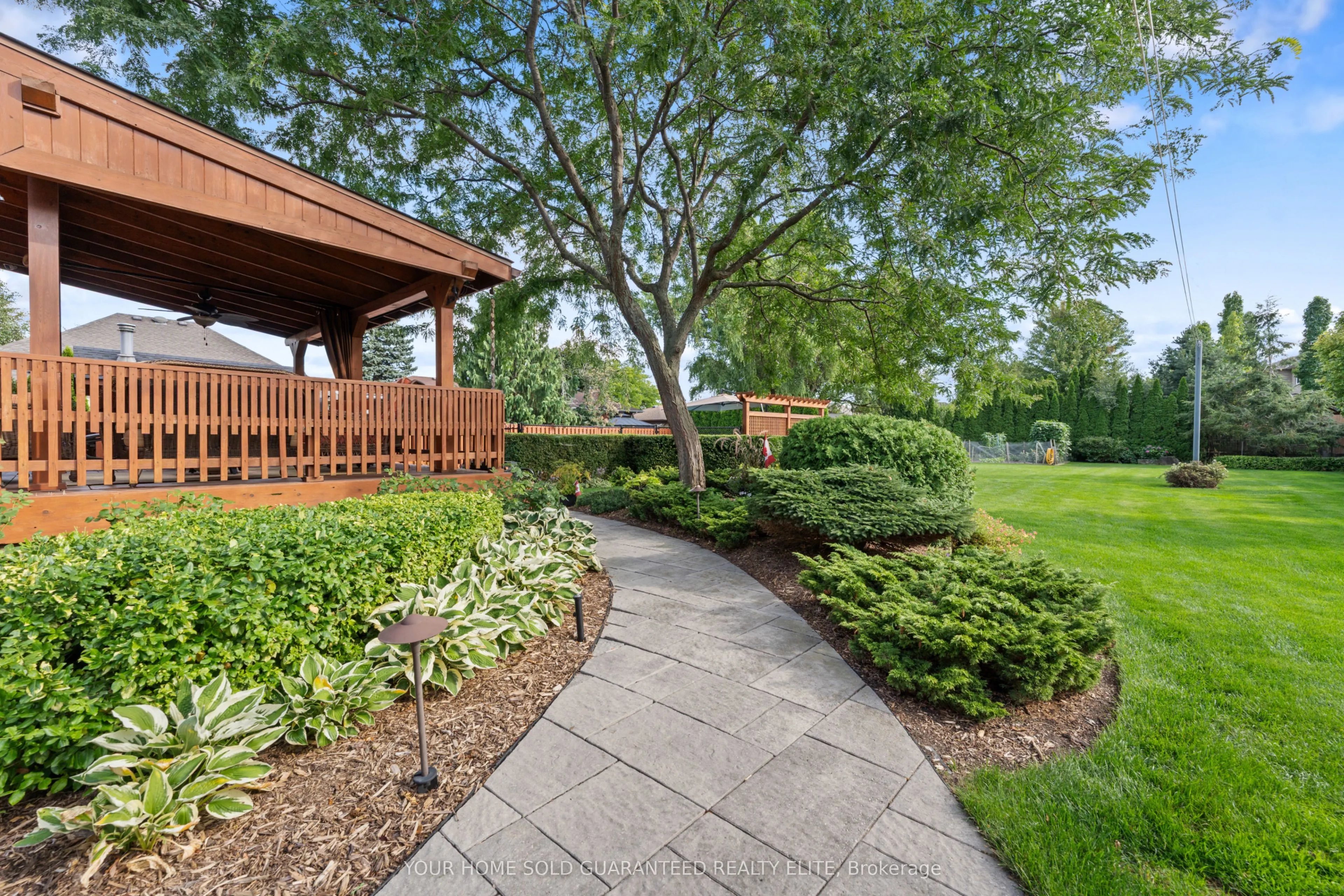 22 Wendakee Drive
