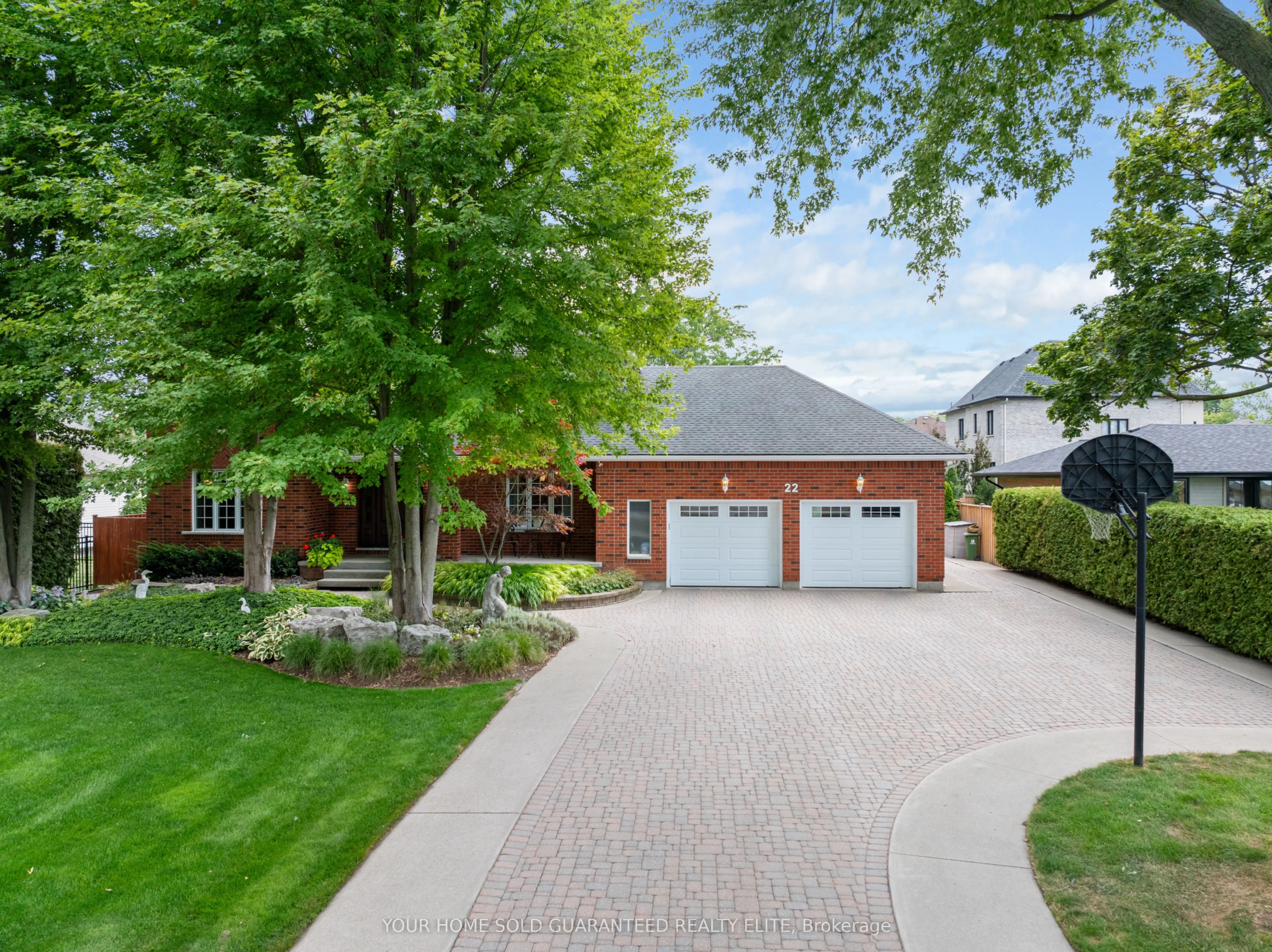22 Wendakee Drive