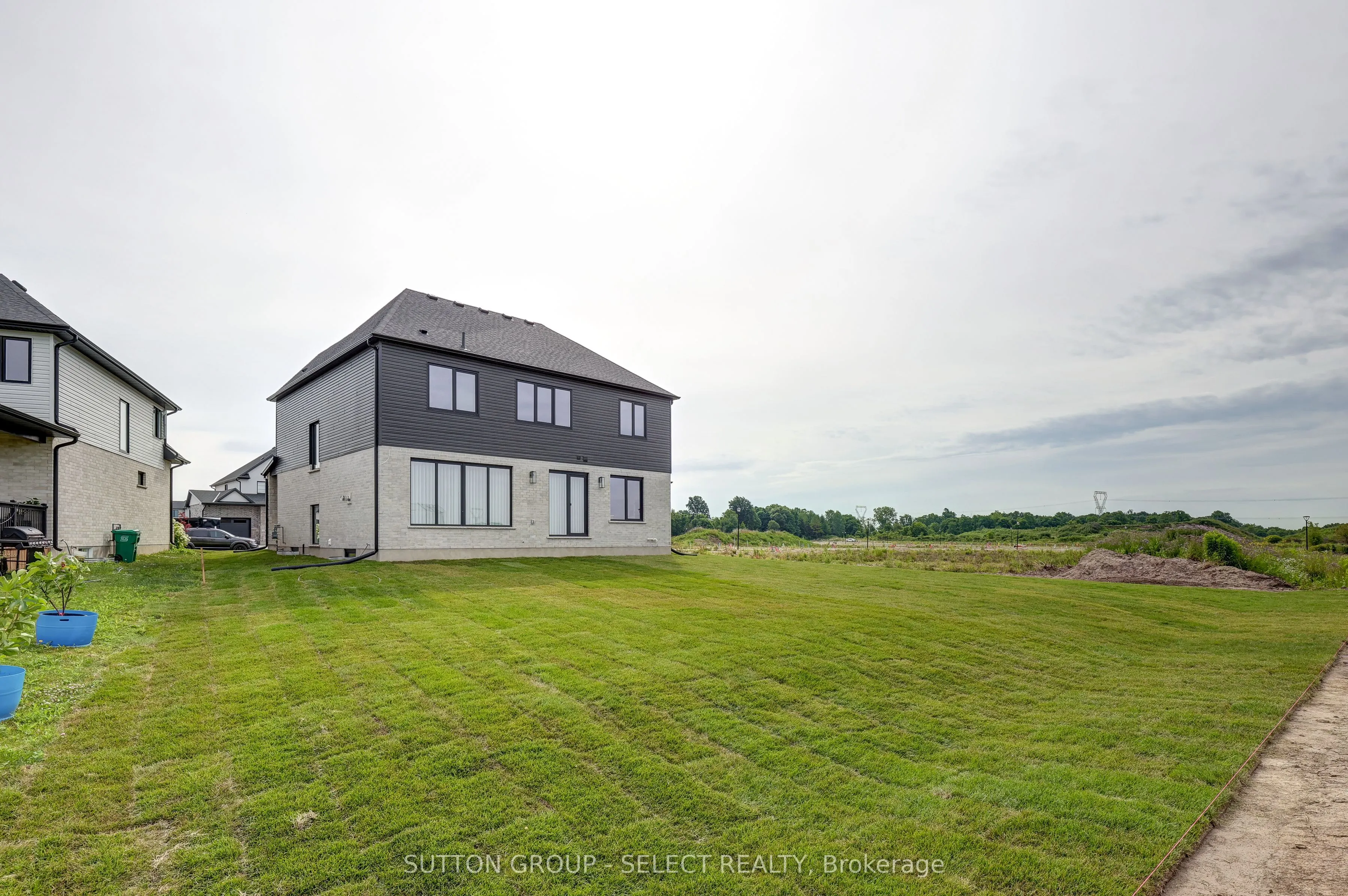 5 SYCAMORE Road