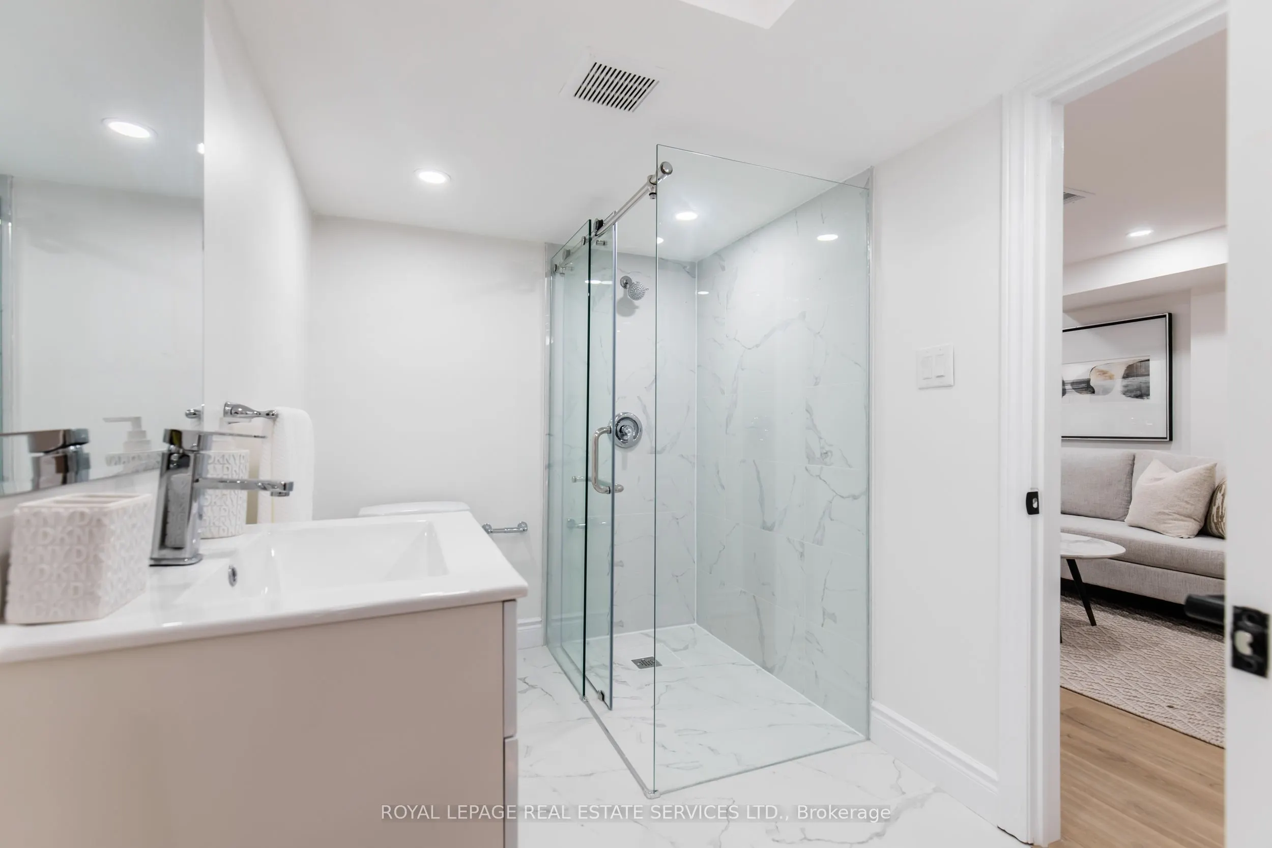 46 Upper Walker Avenue, #Lower
