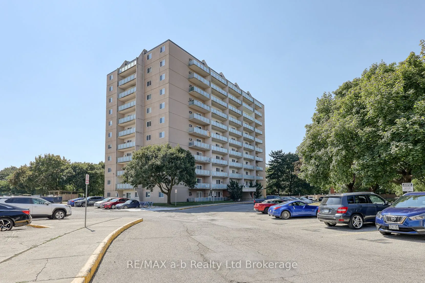 563 Mornington Avenue, #510
