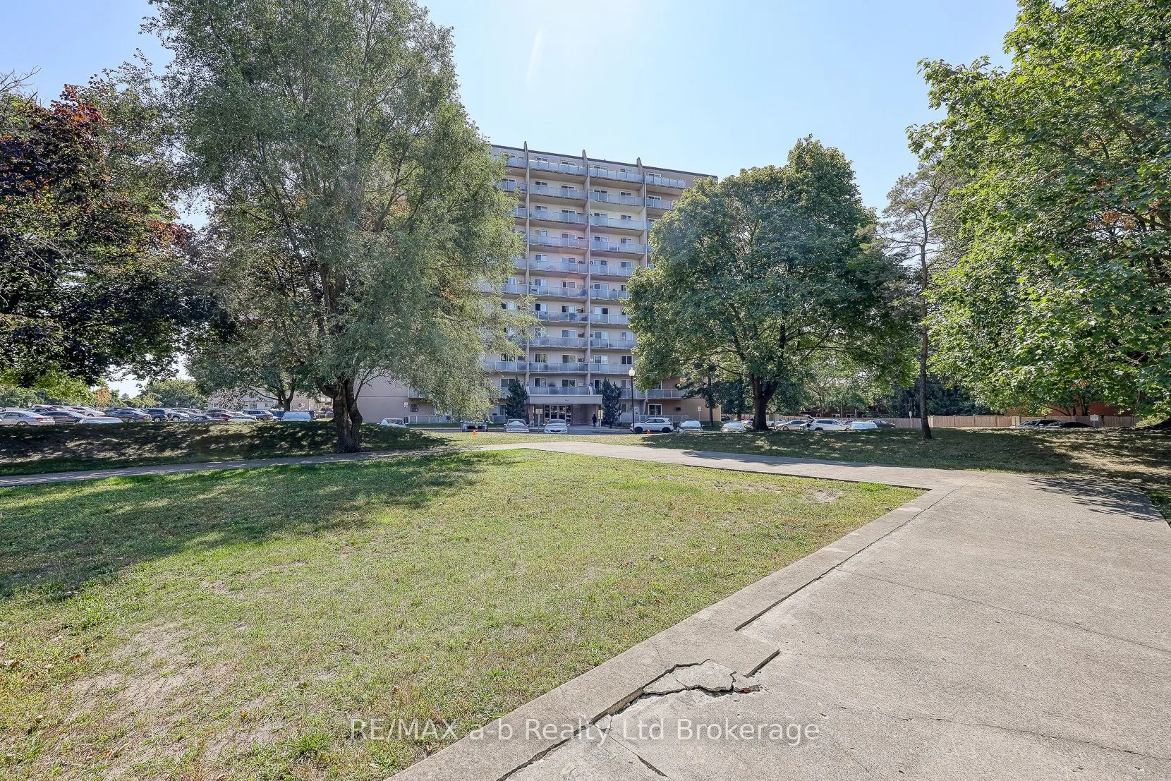 563 Mornington Avenue, #510