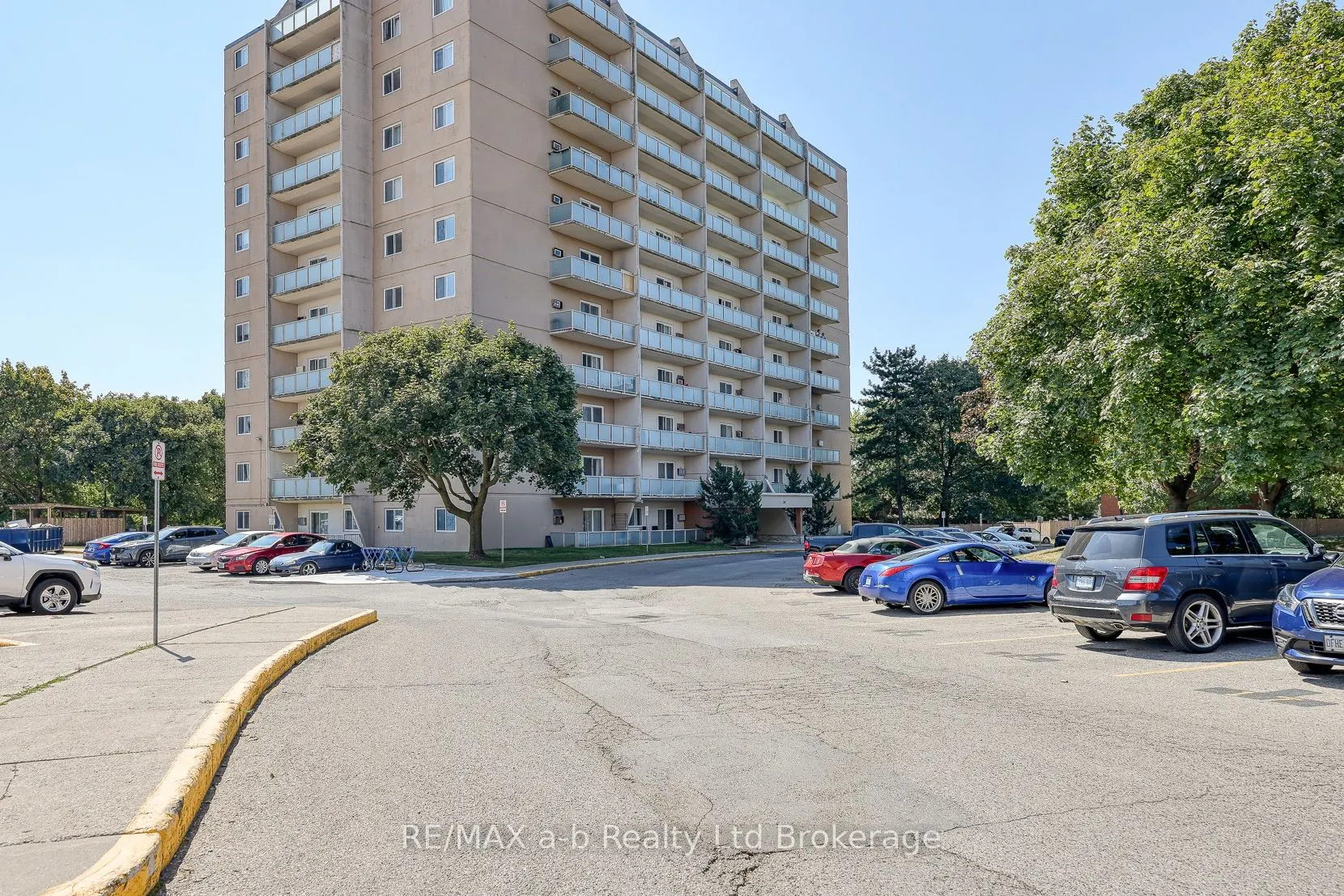 563 Mornington Avenue, #510
