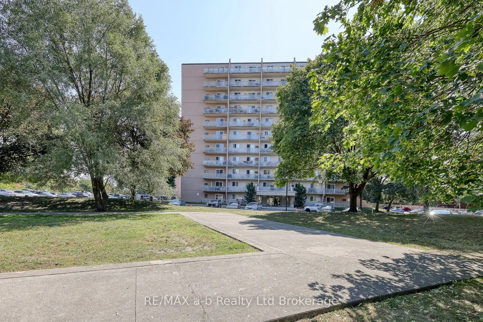 563 Mornington Avenue, #510