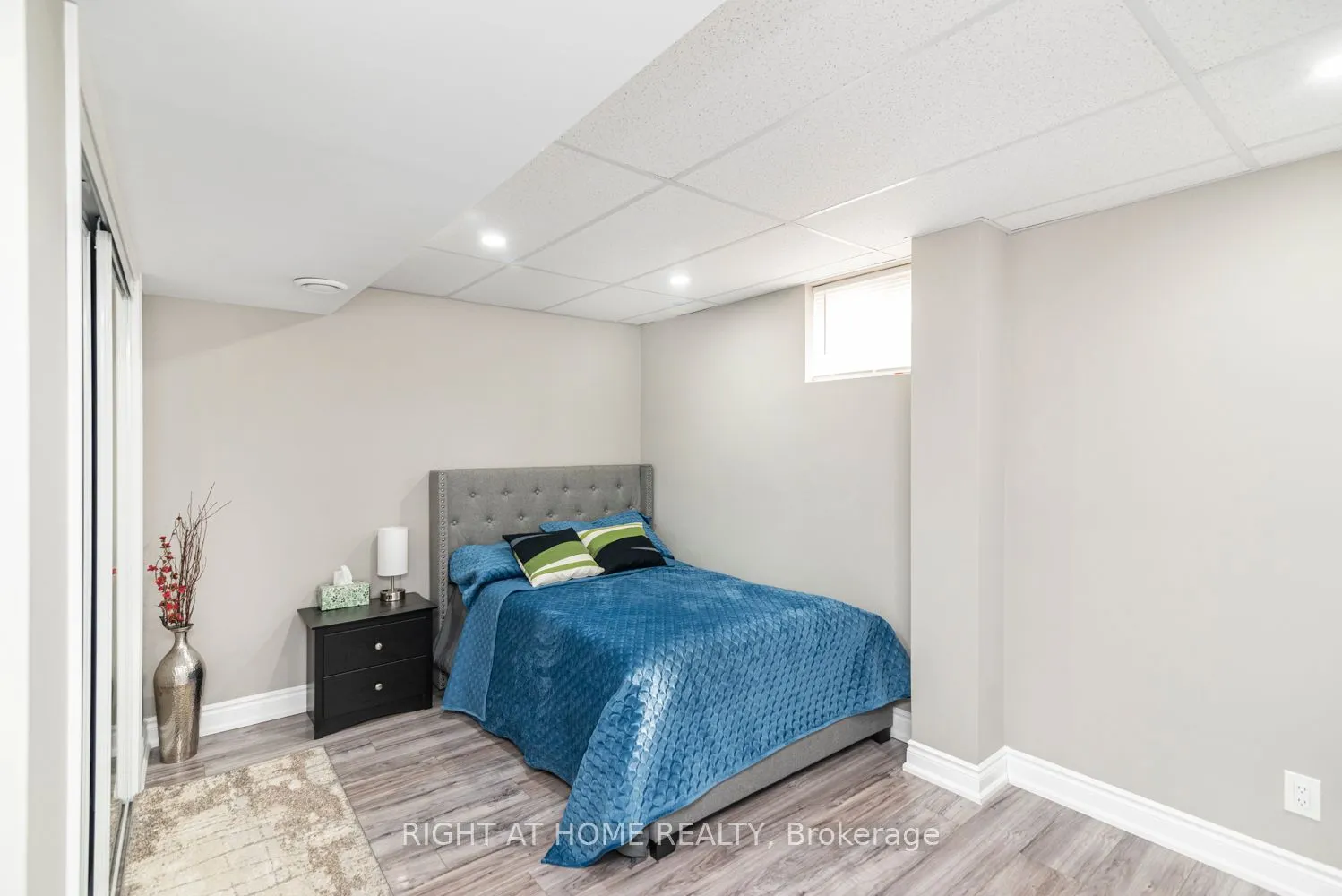 39 Guildwood Drive