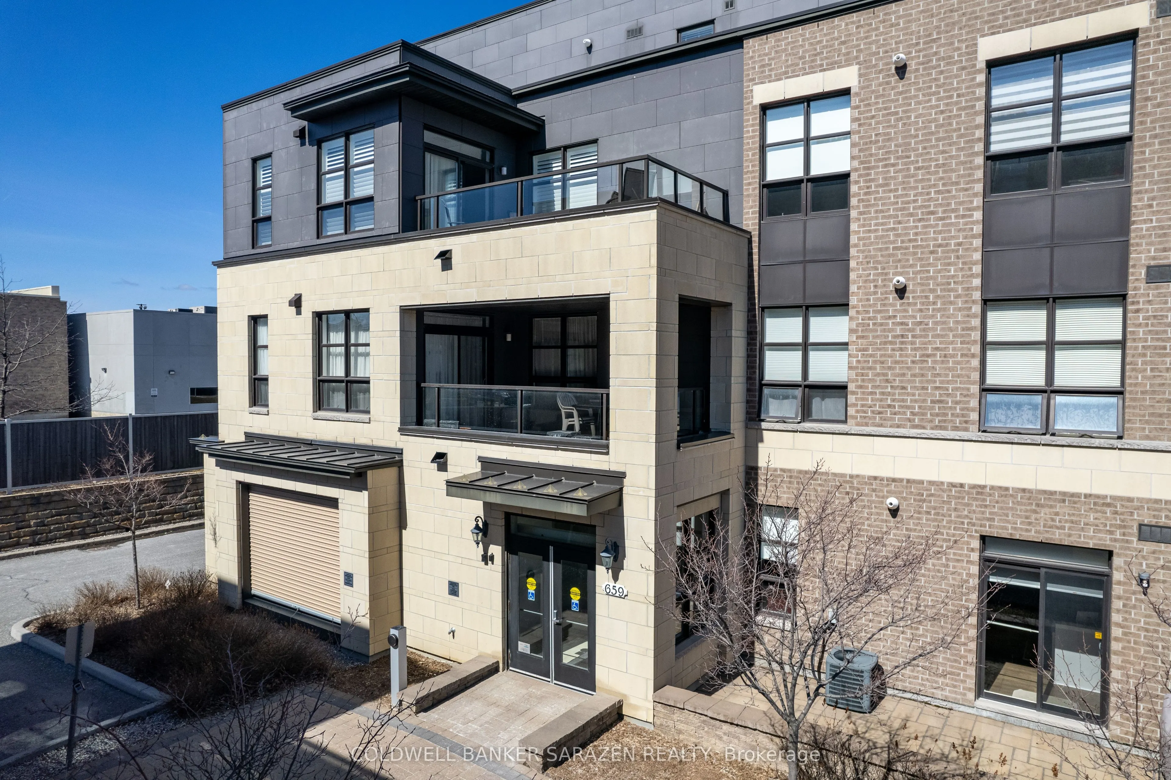 659 Sue Holloway Drive, #304