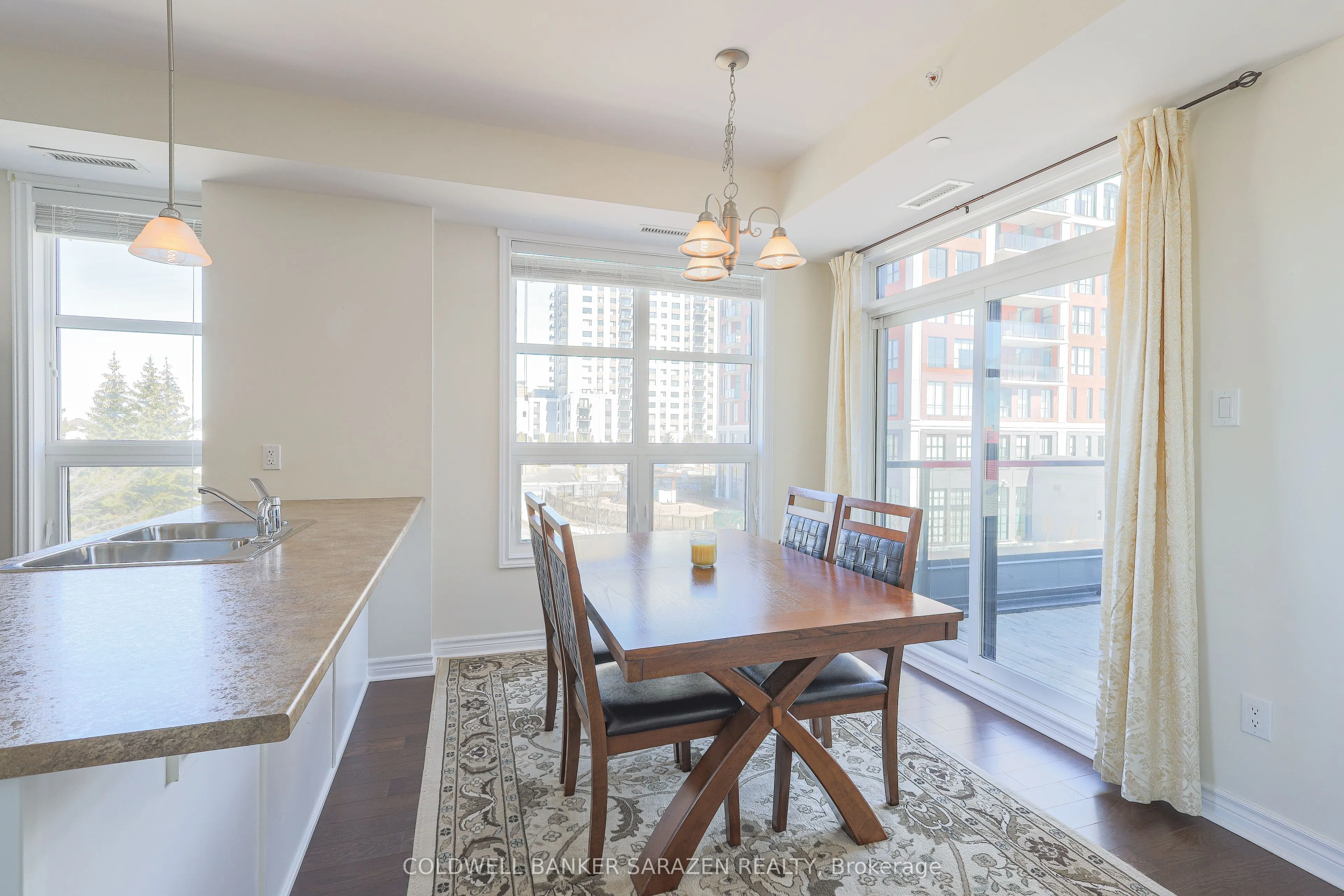 659 Sue Holloway Drive, #304