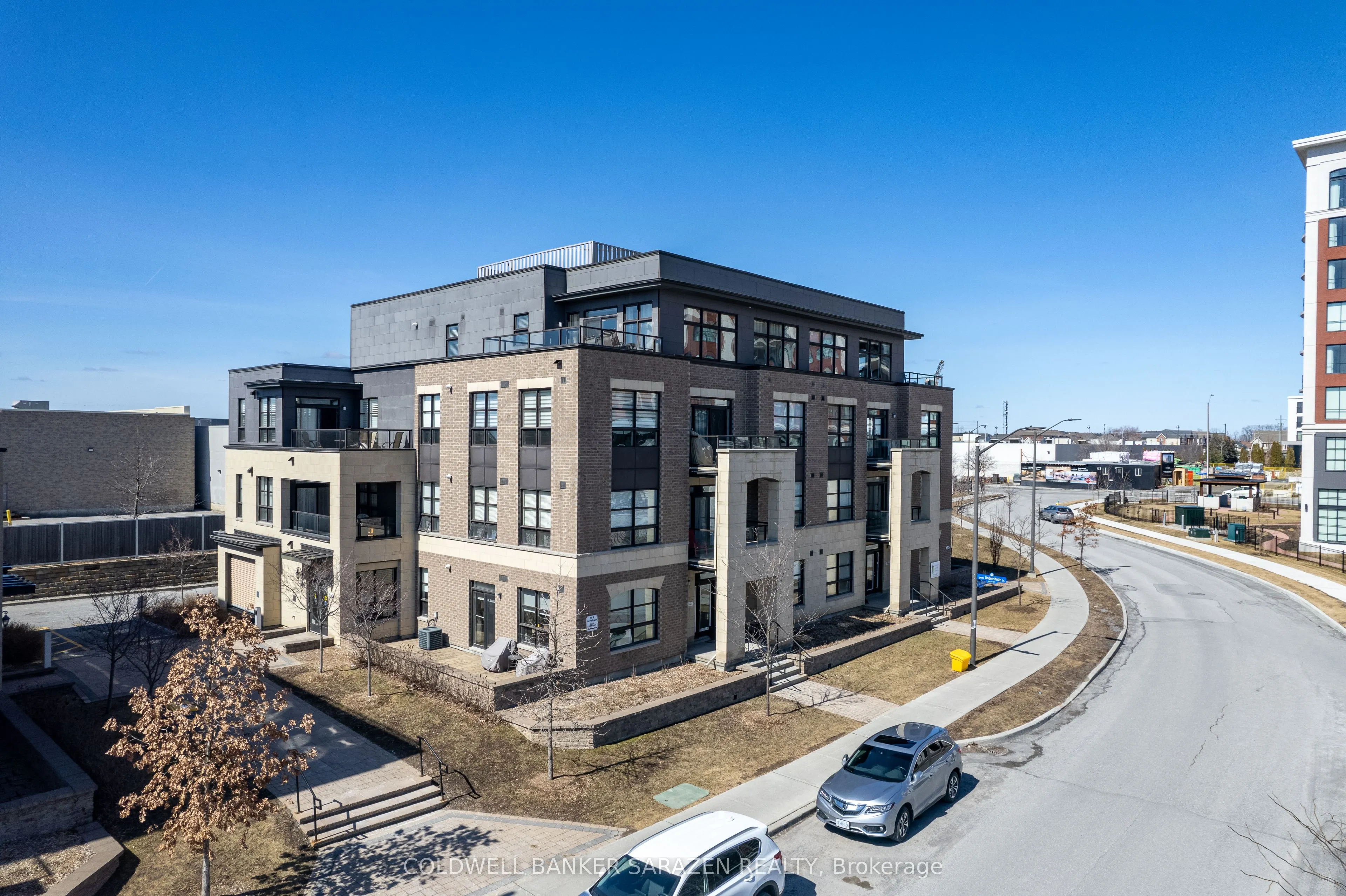 659 Sue Holloway Drive, #304