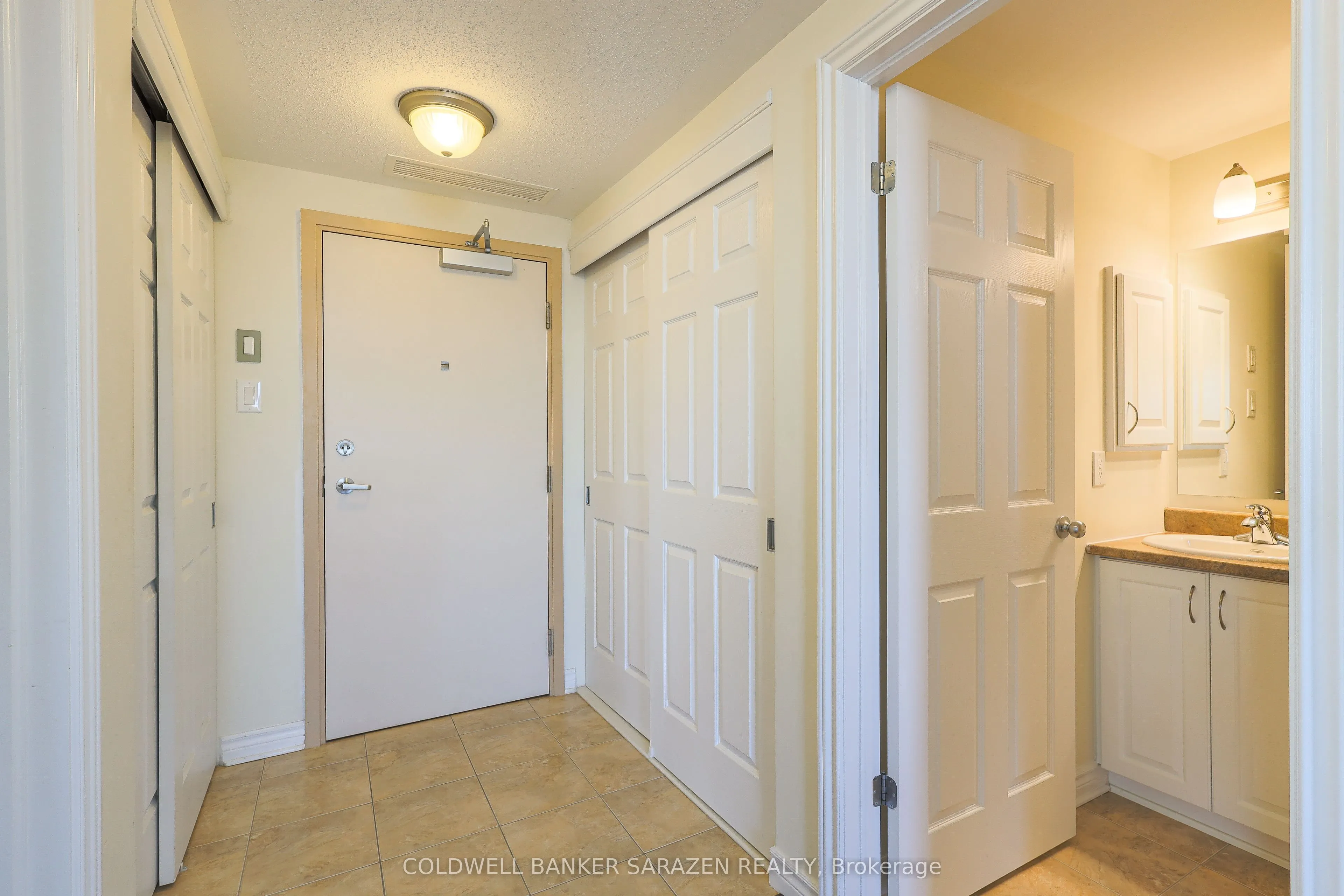 659 Sue Holloway Drive, #304