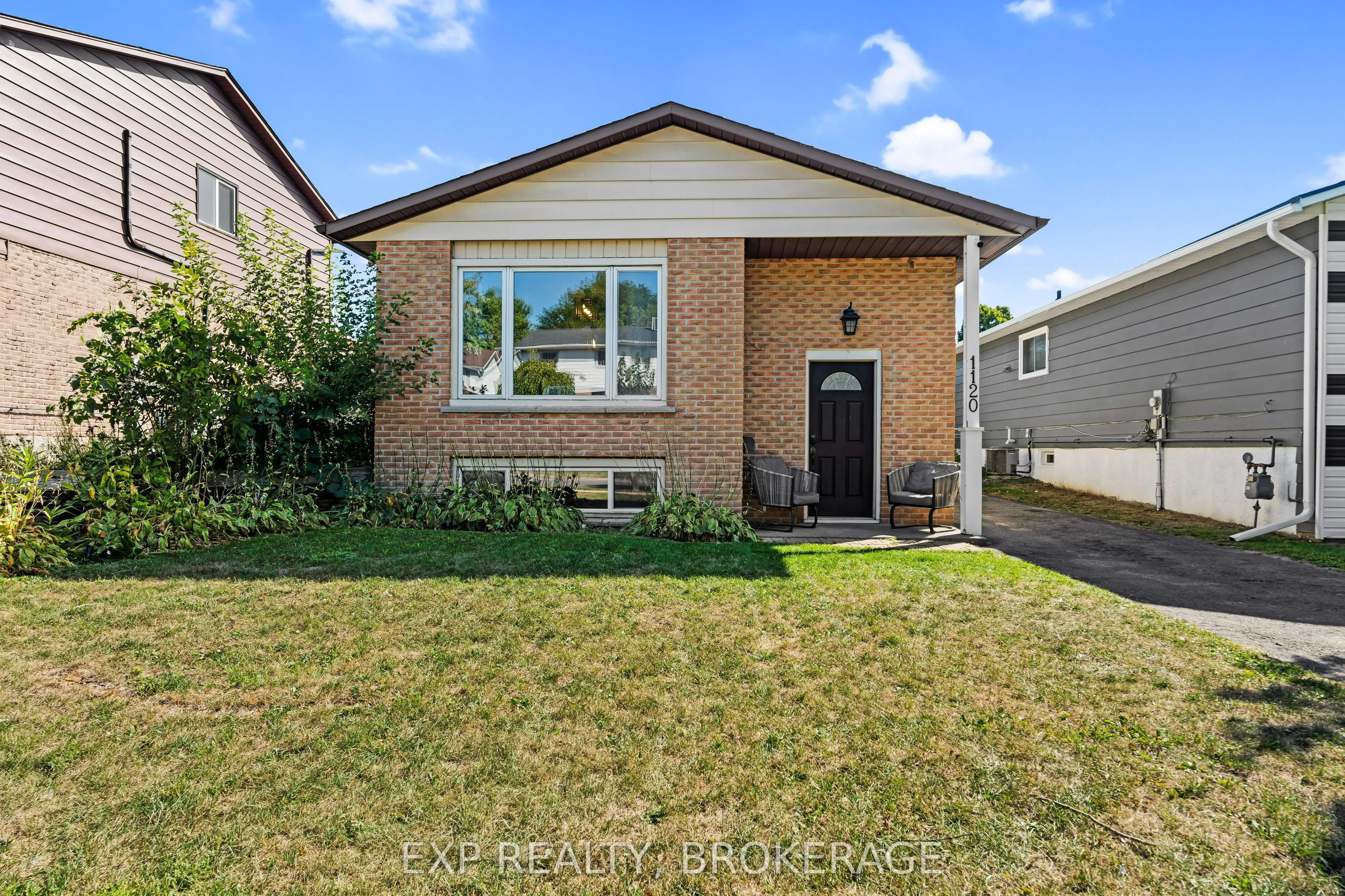1120 BASSWOOD Place