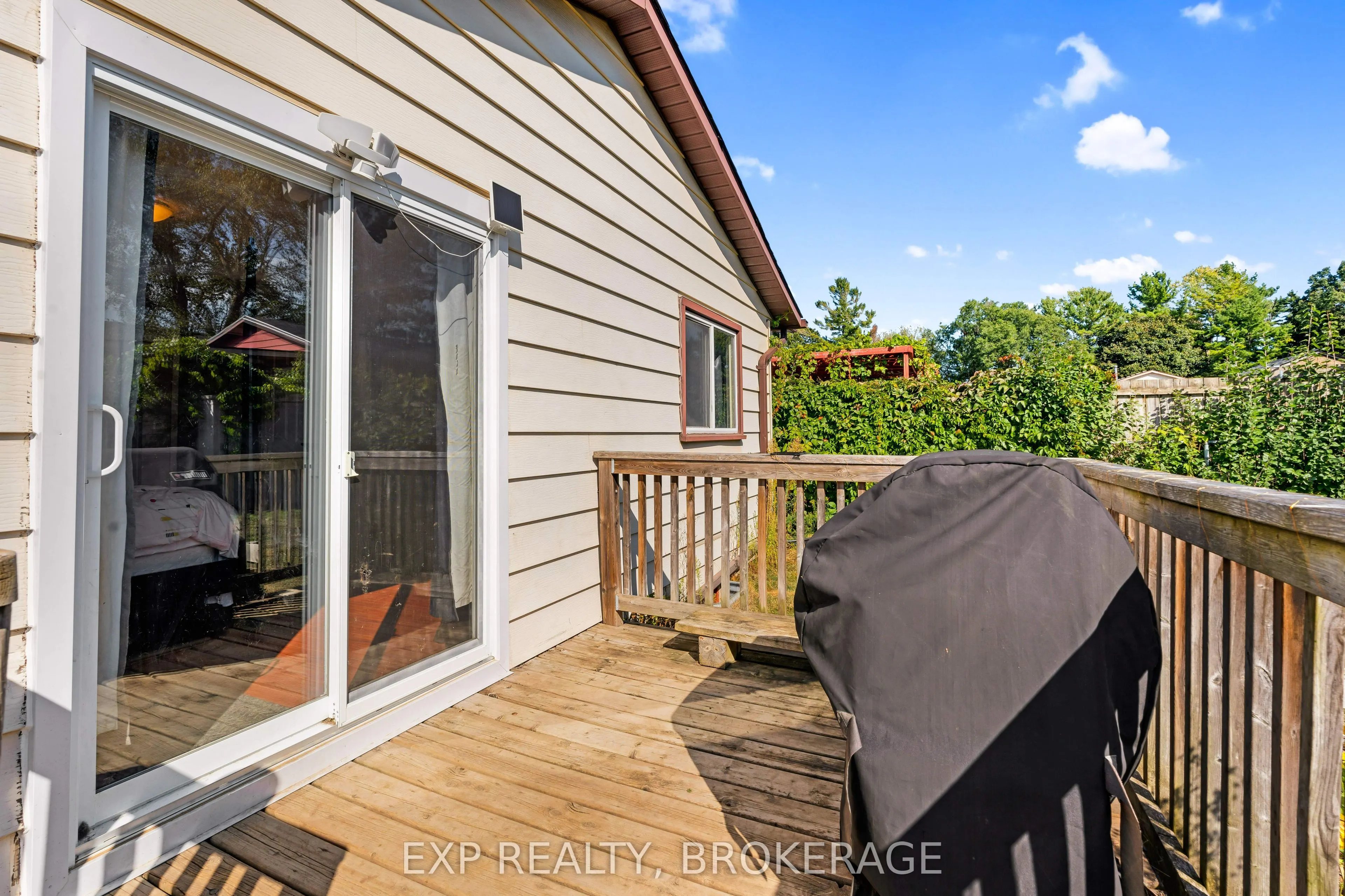 1120 BASSWOOD Place