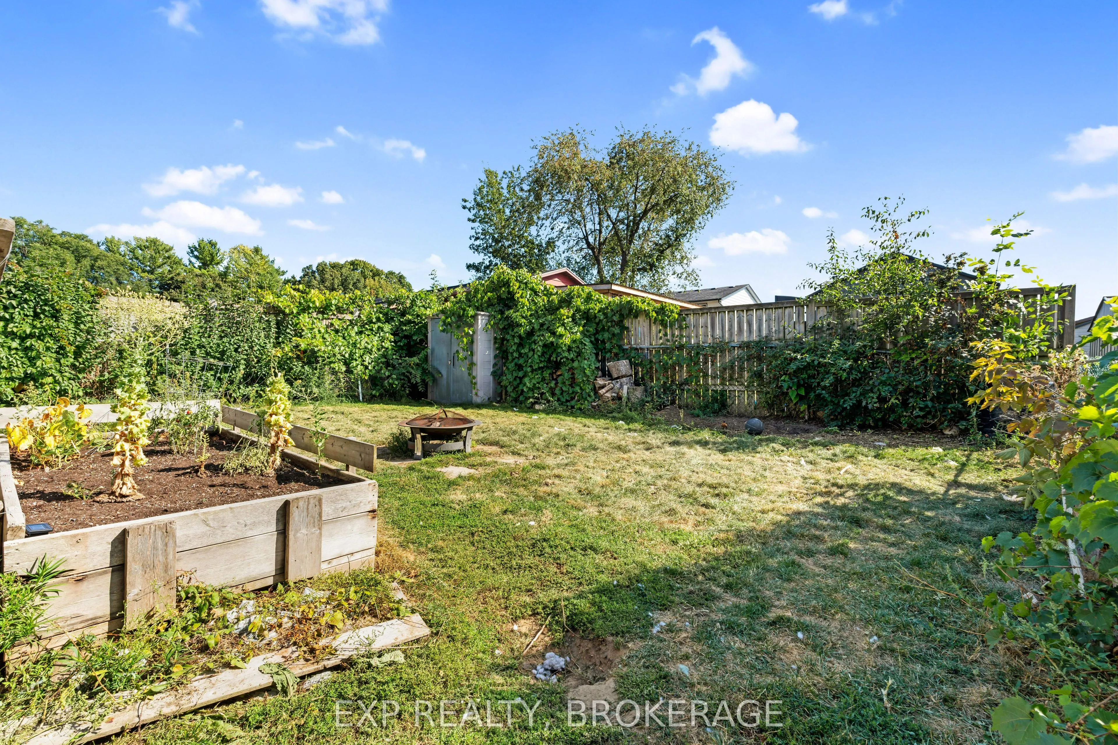 1120 BASSWOOD Place