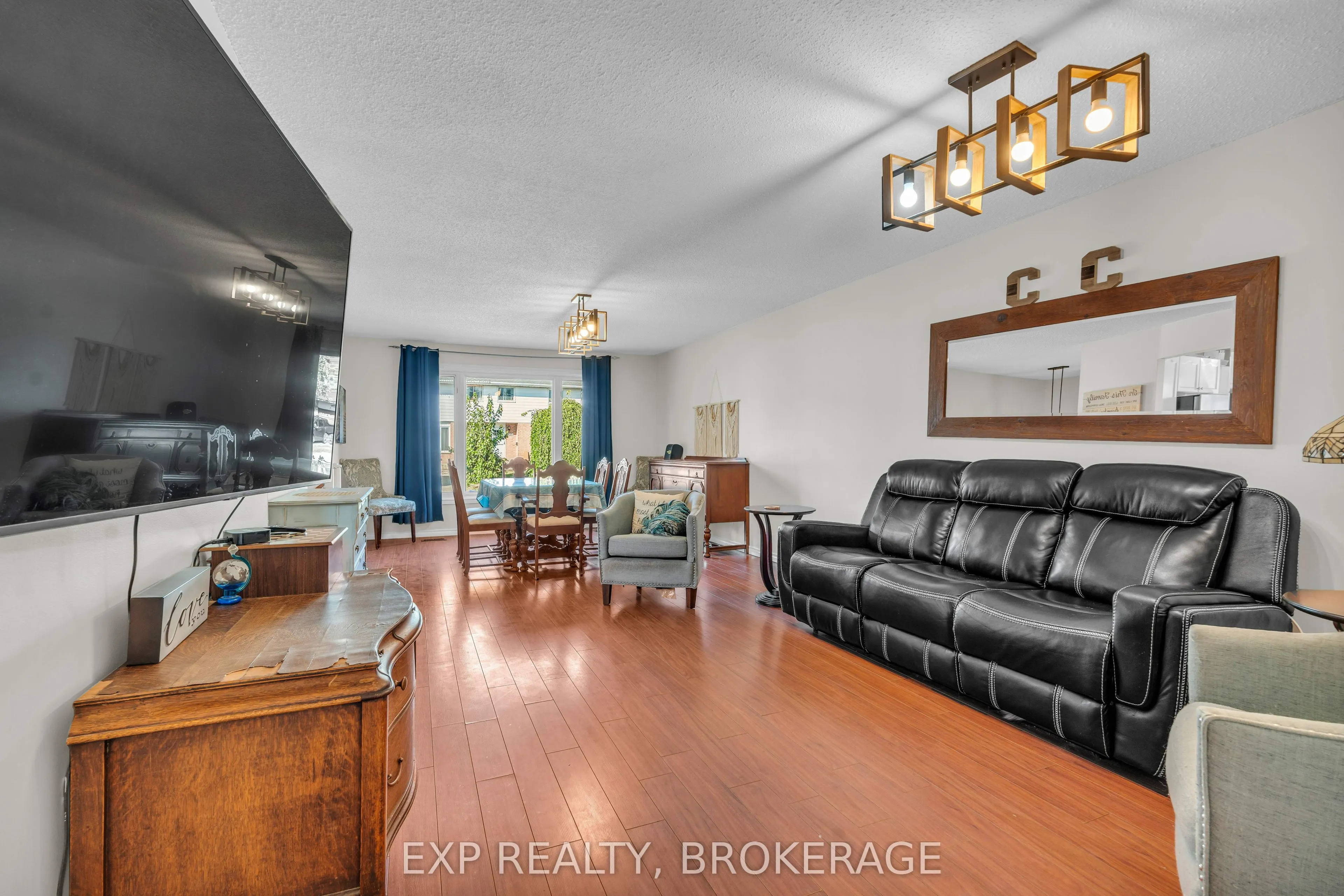 1120 BASSWOOD Place