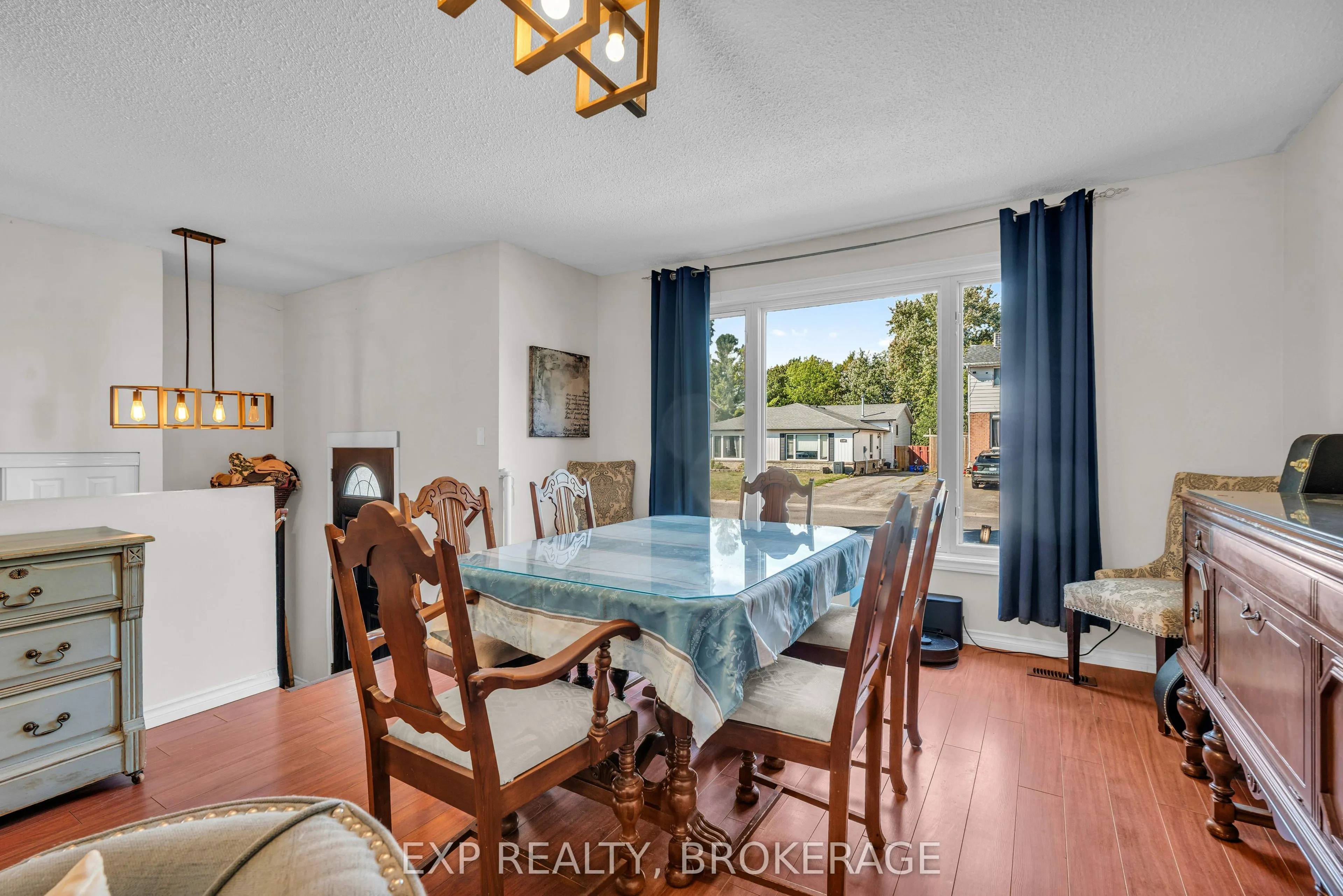 1120 BASSWOOD Place