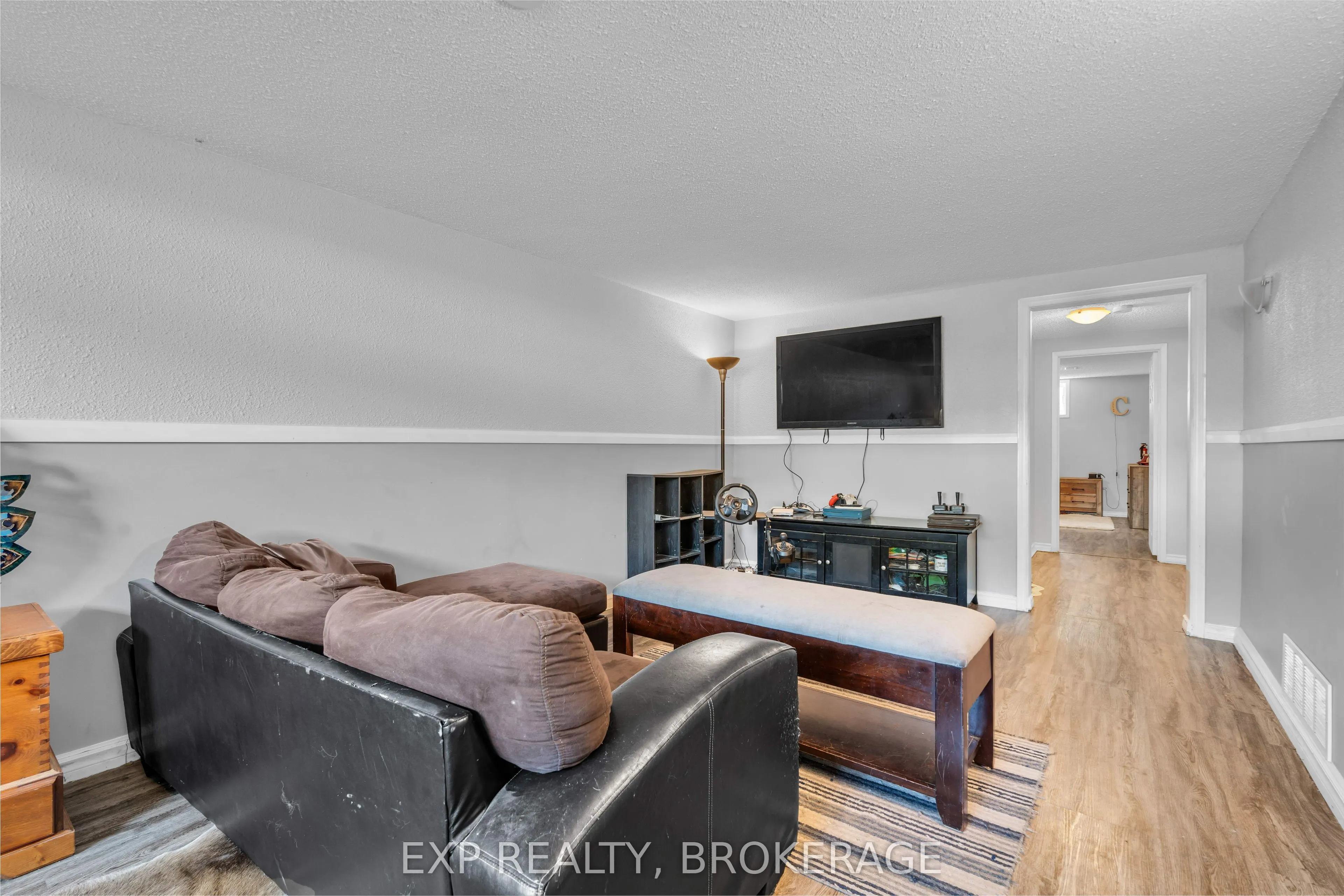 1120 BASSWOOD Place