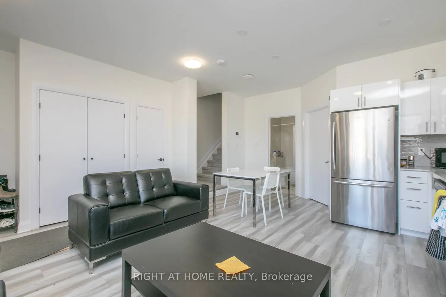 1558-1562 Baseline Road