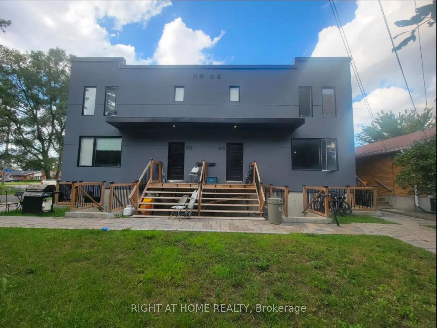 1558-1562 Baseline Road