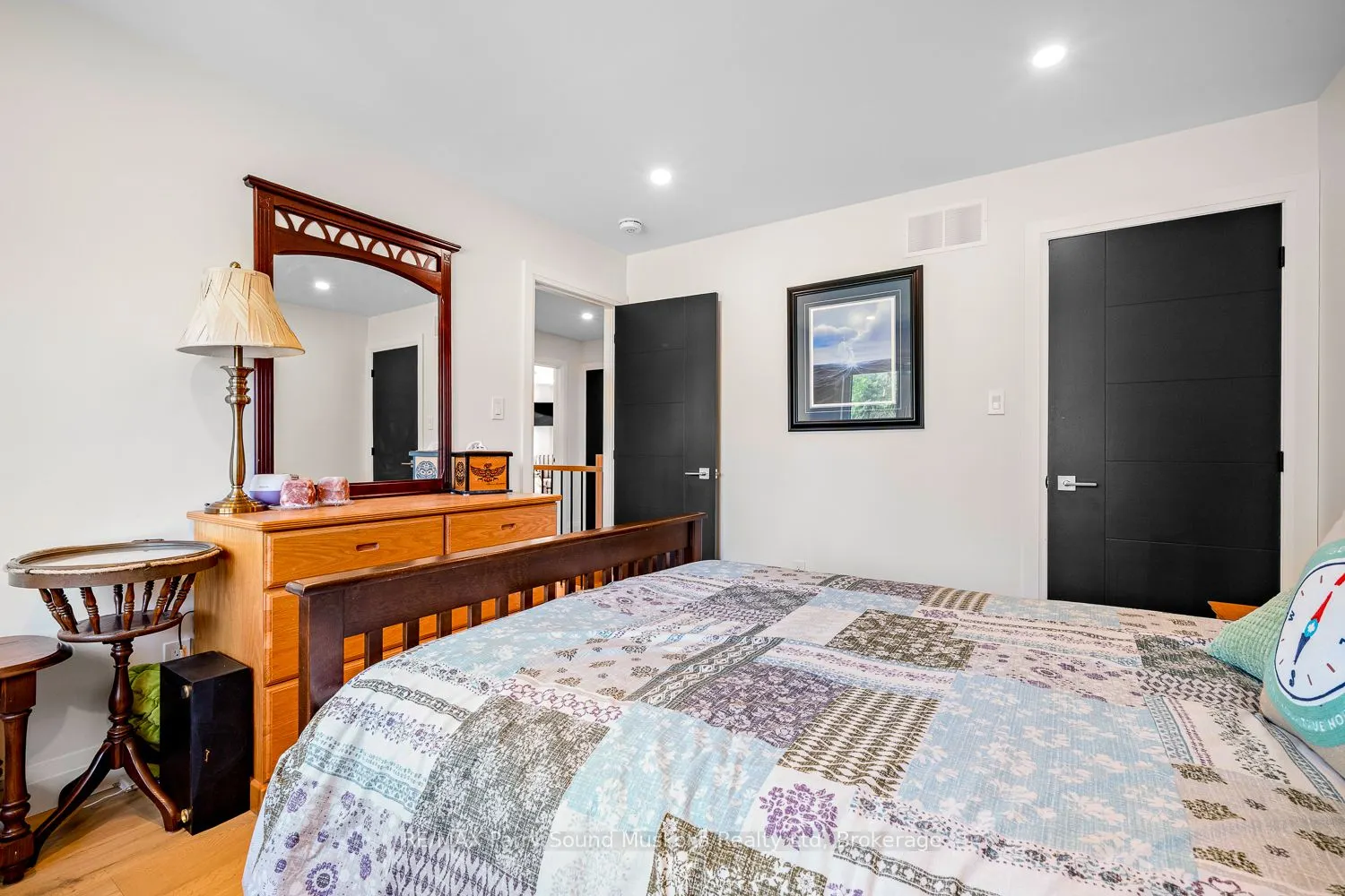 44 Dennis Drive