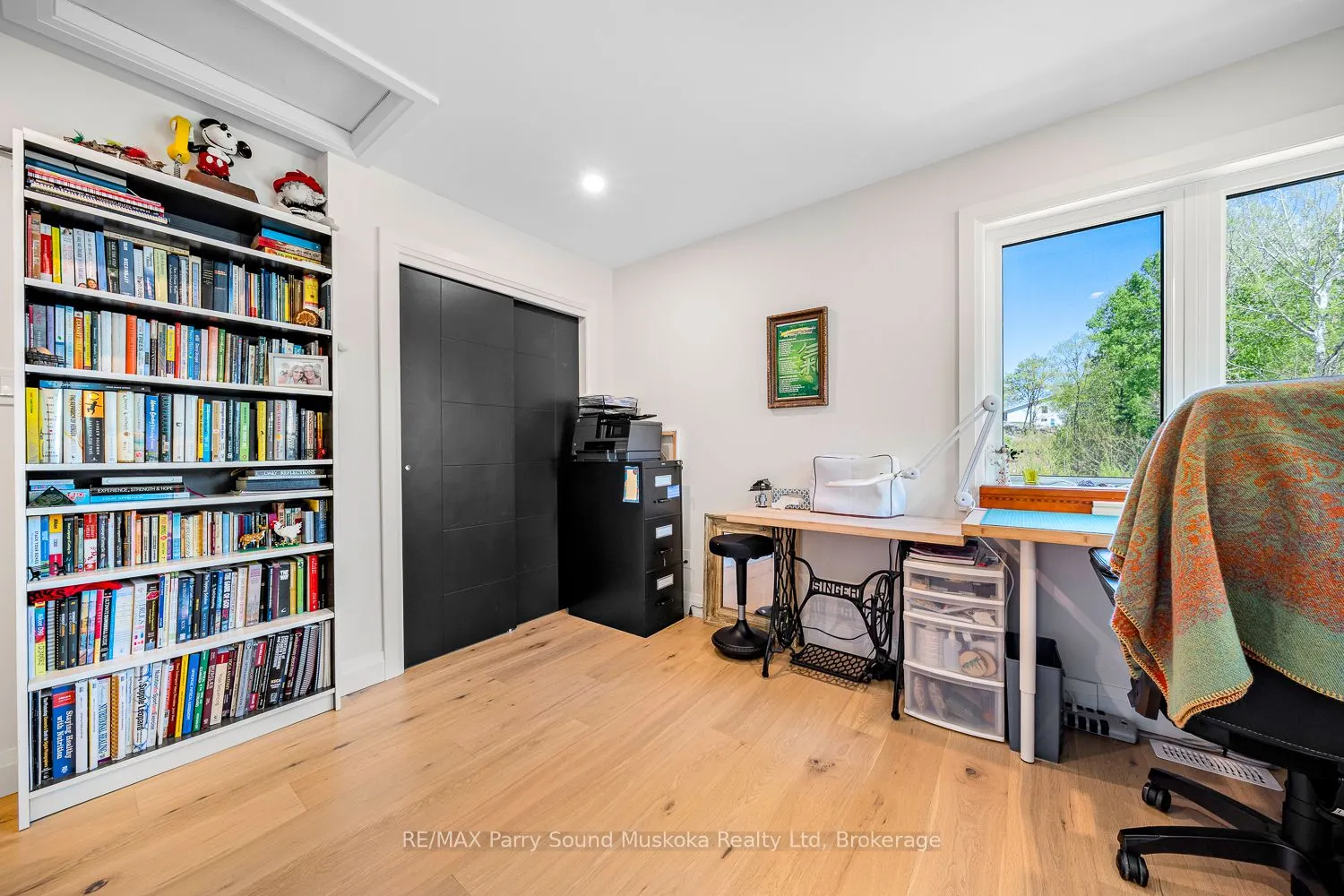 44 Dennis Drive