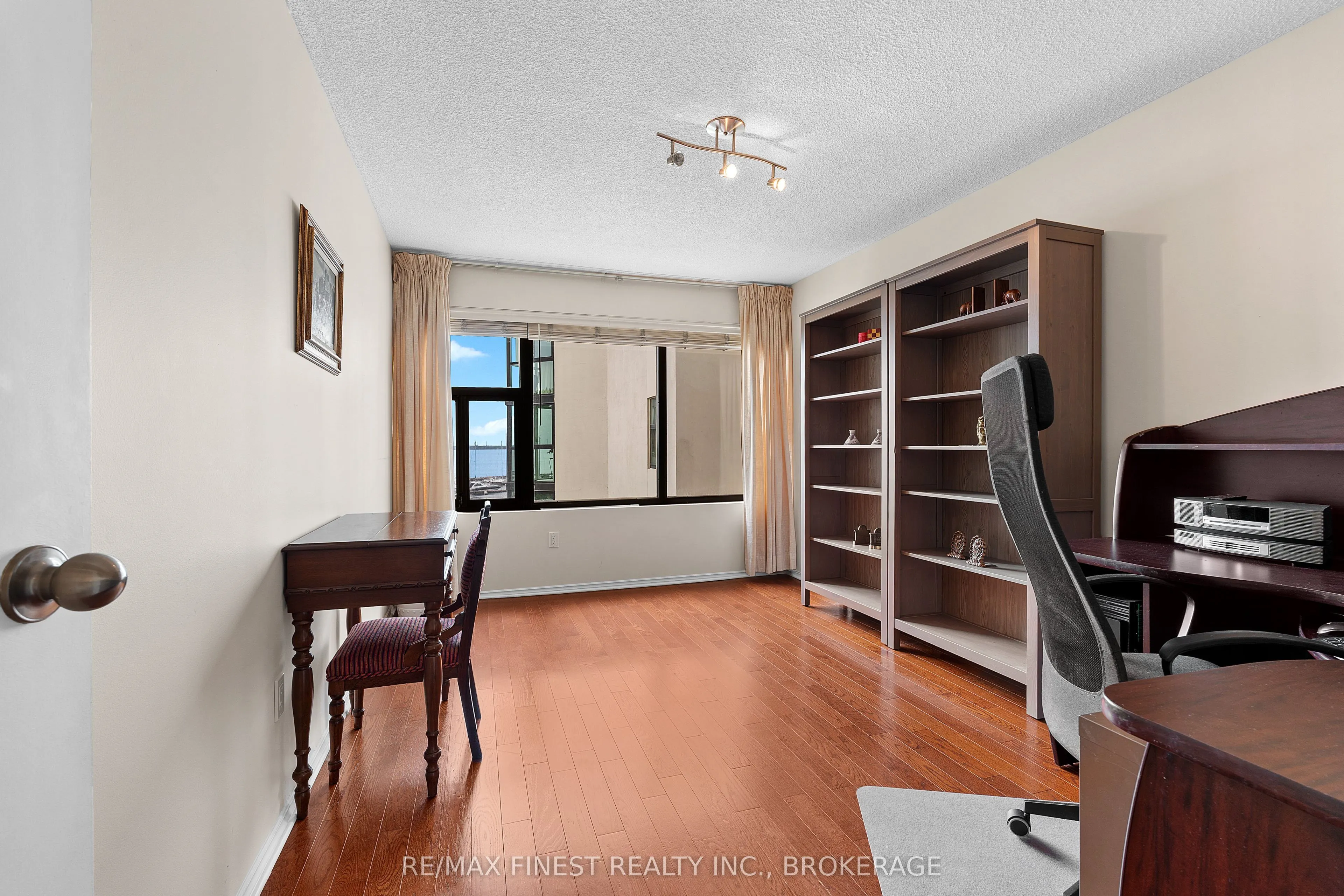 185 Ontario Street, #306