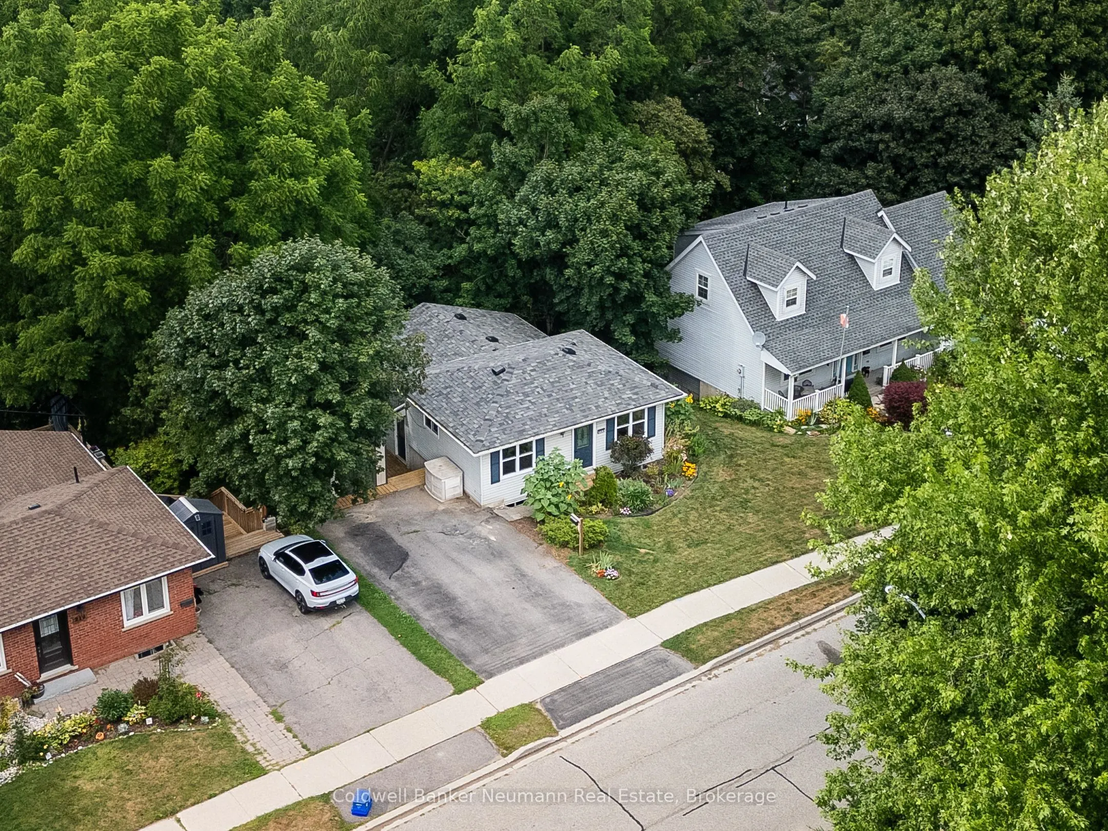 209 Wellington Street
