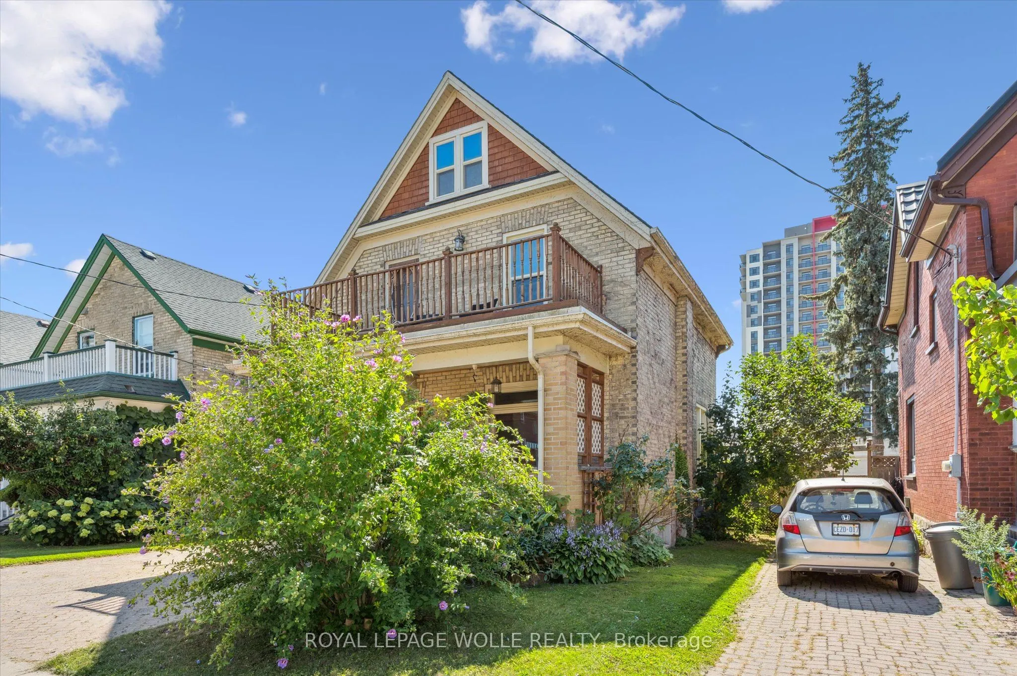 233 Duke Street E