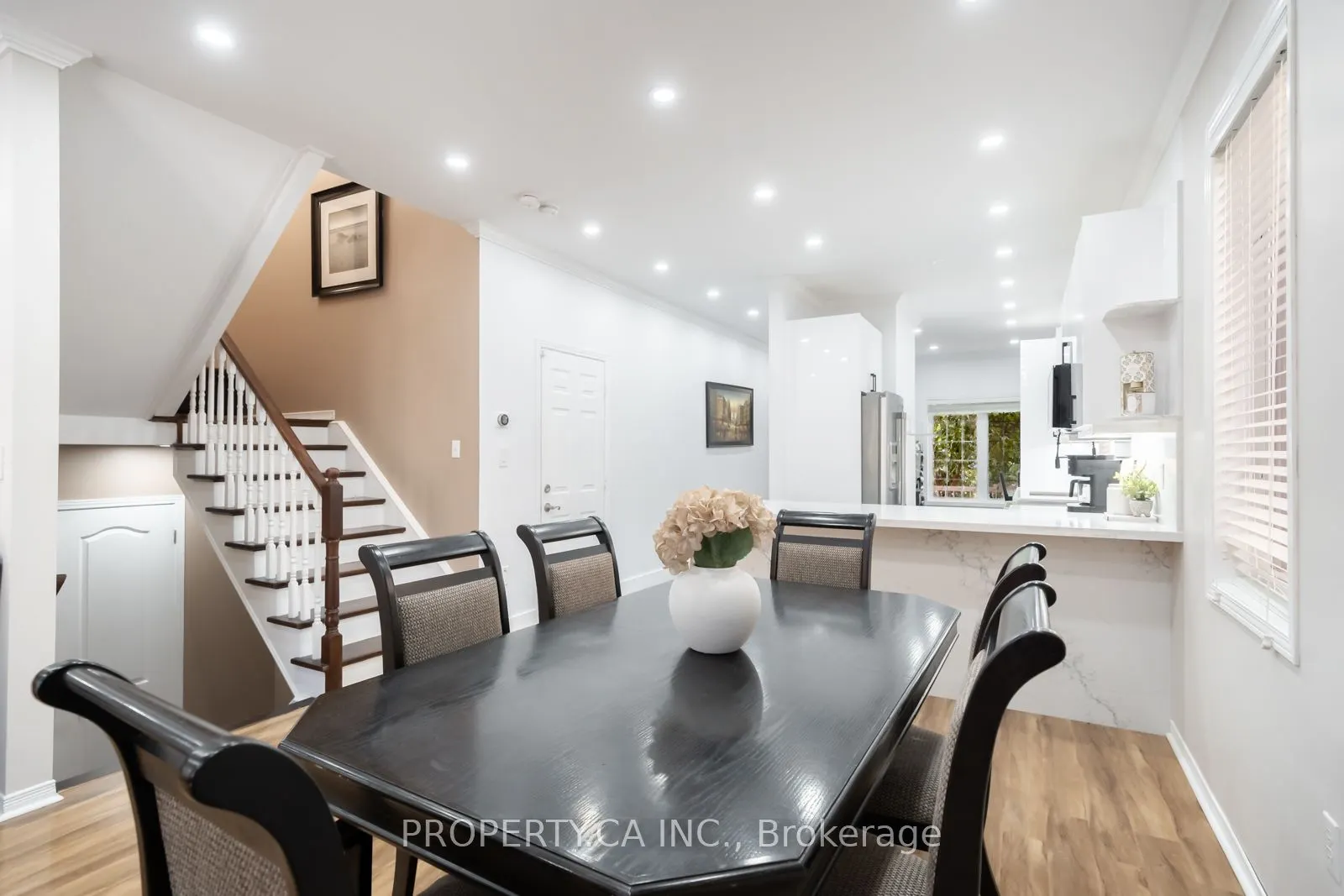 33 Panorama Way