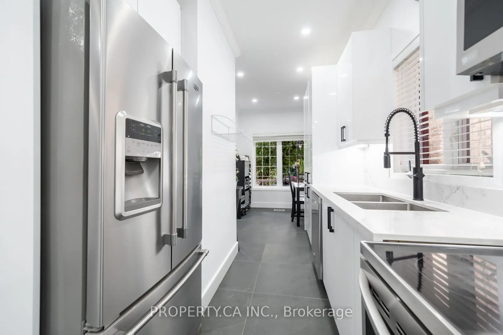 33 Panorama Way