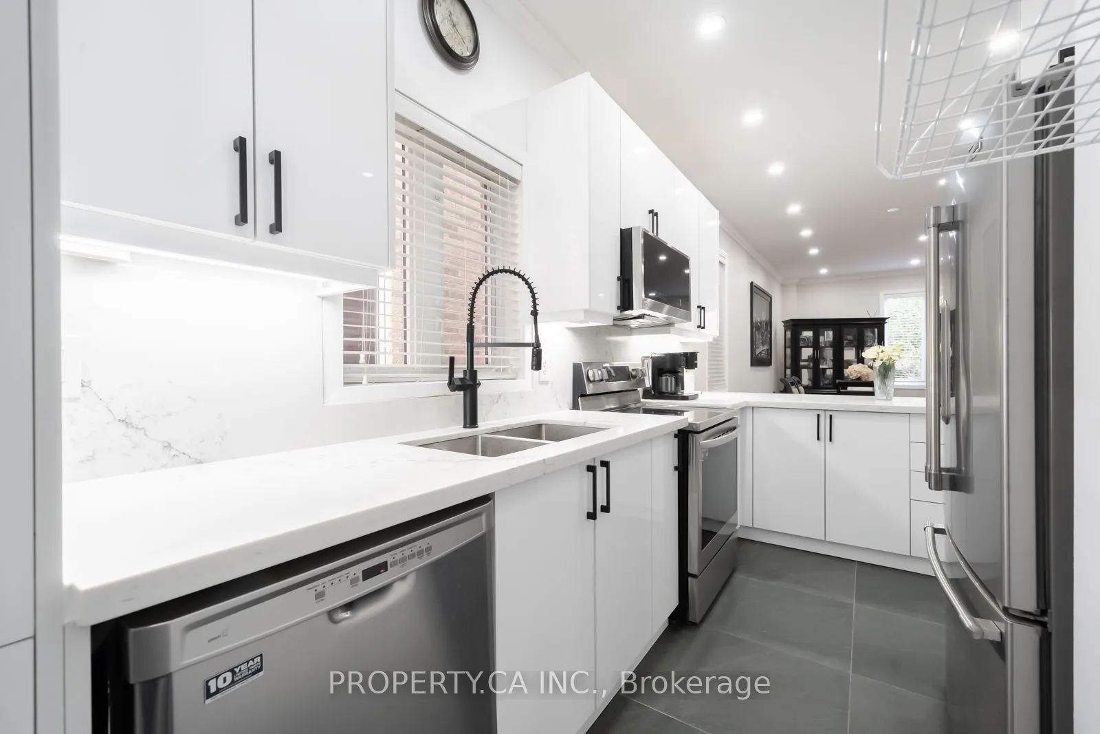 33 Panorama Way