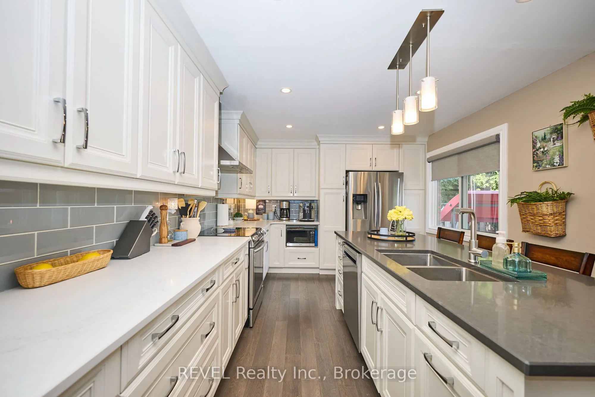 10 Bascary Crescent