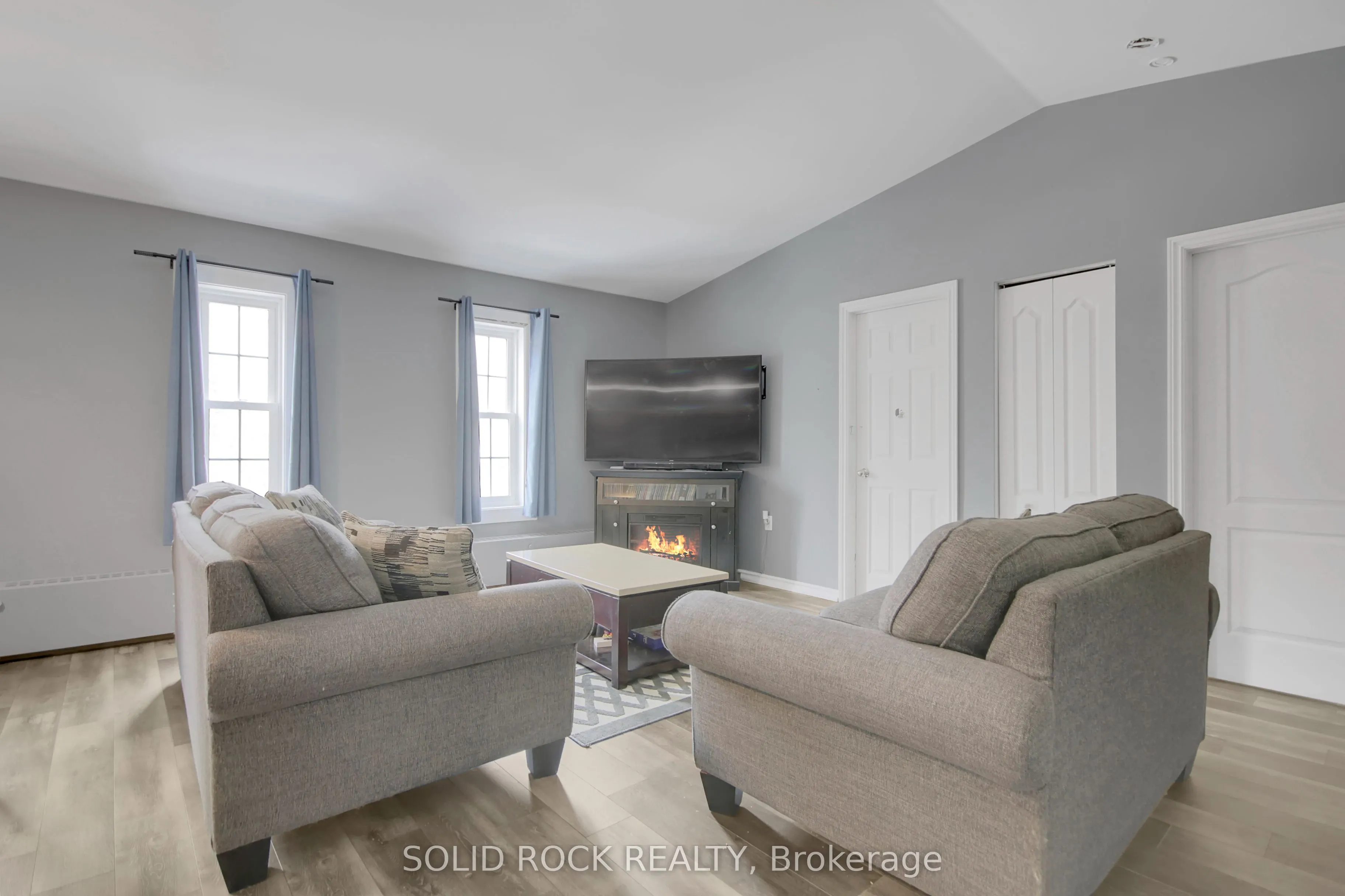 2855A HIGHWAY 132 Road