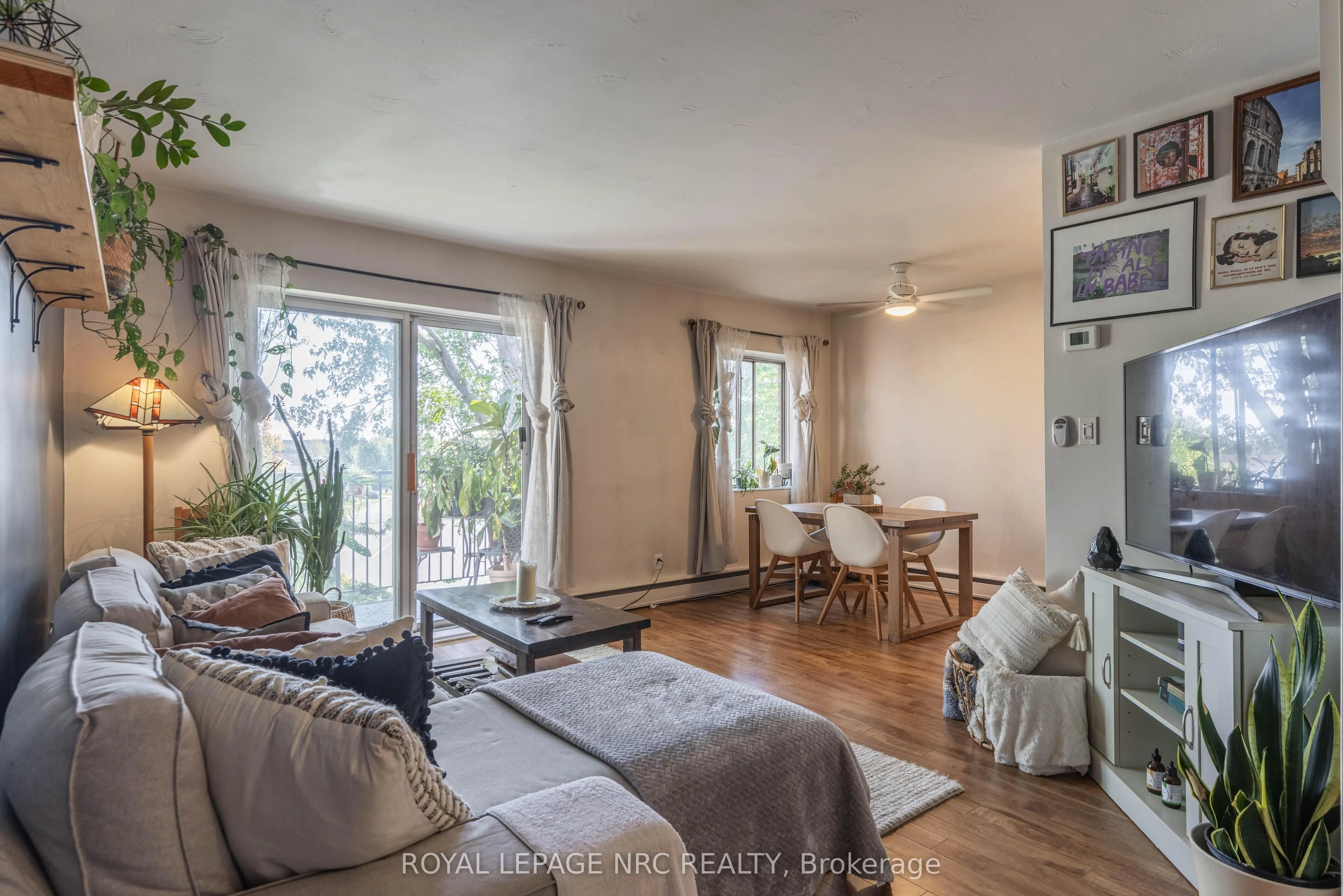 456 Carlton Street, #34