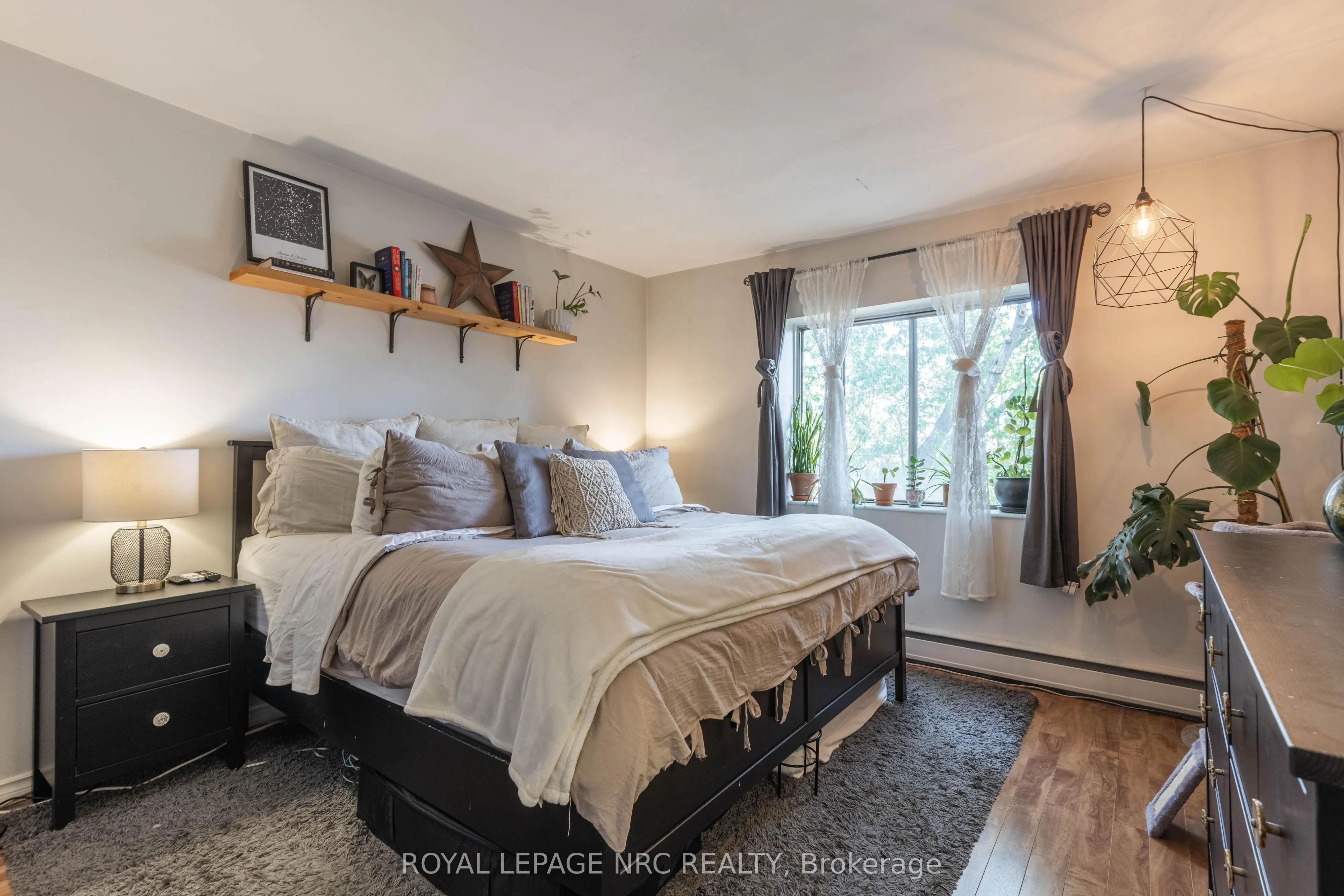 456 Carlton Street, #34