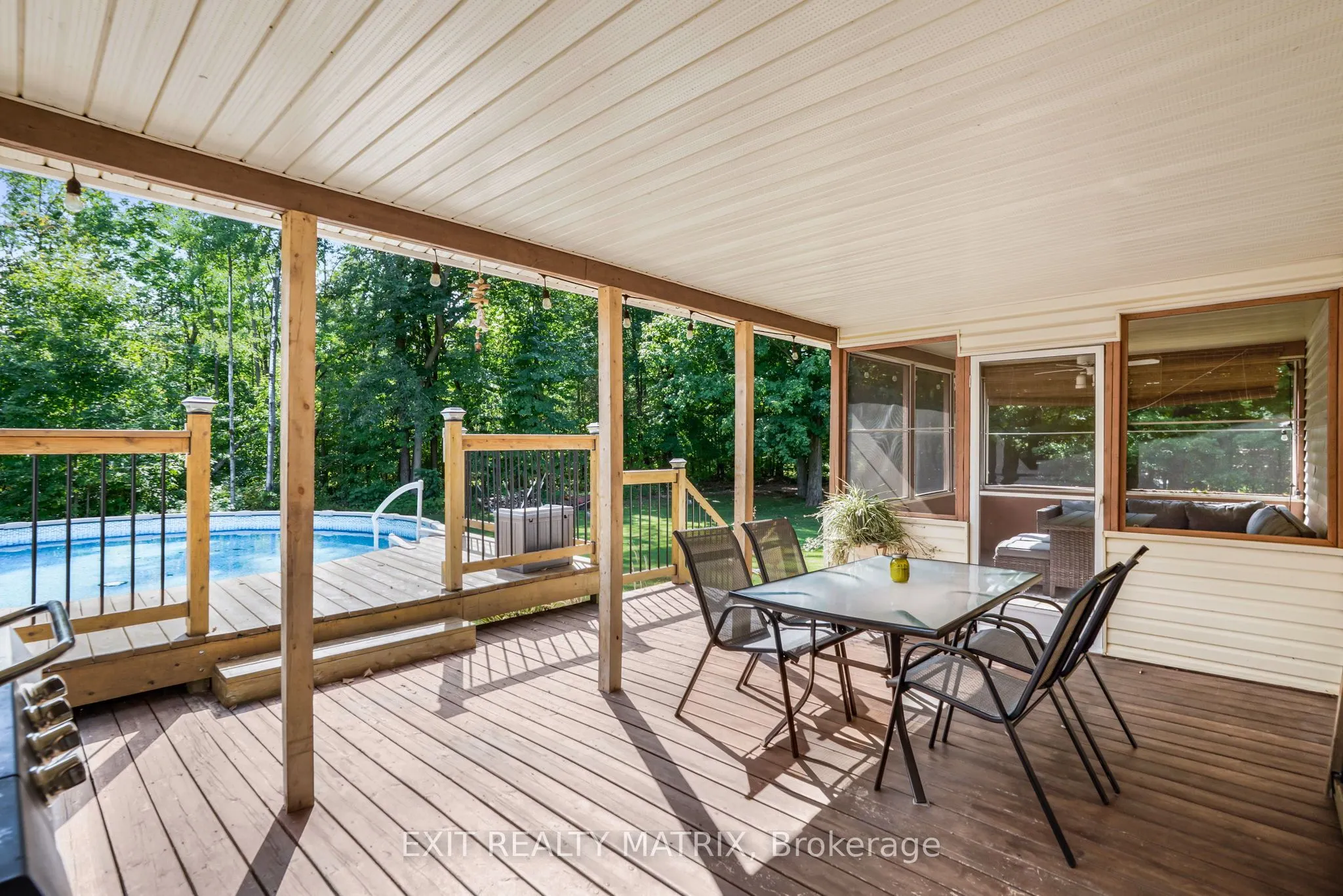 2896 Front Road