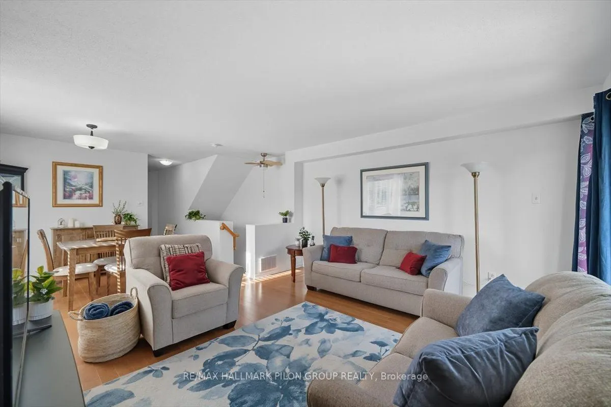 10 Lakepointe Drive, #1