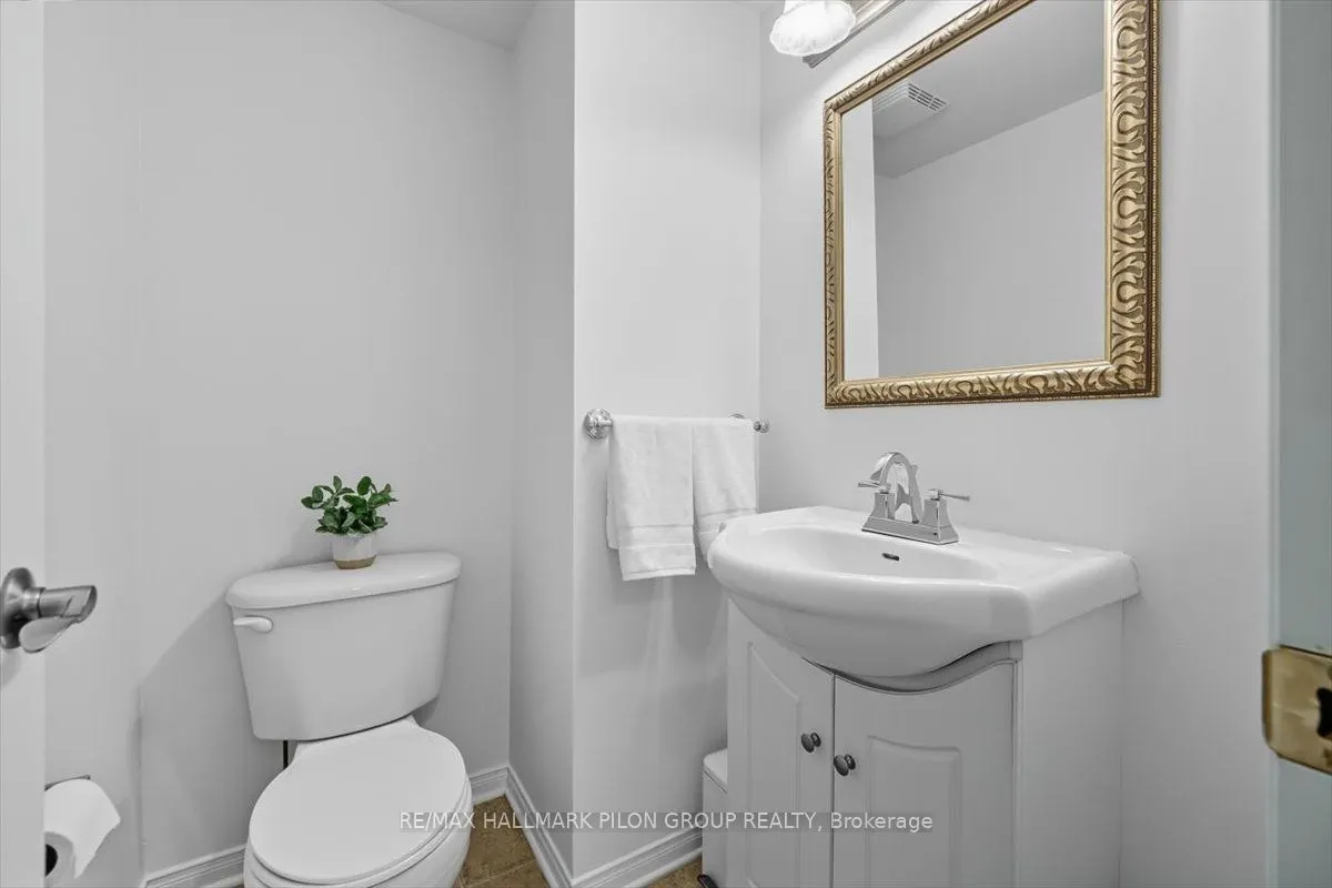 10 Lakepointe Drive, #1