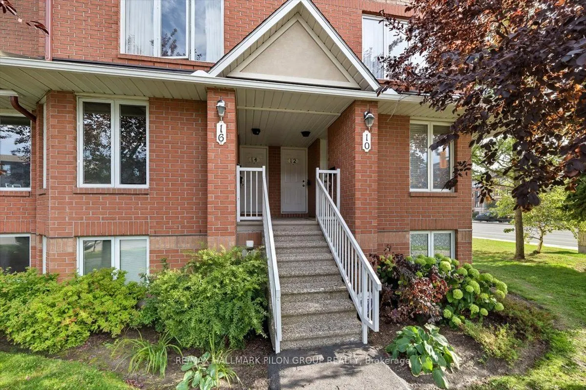 10 Lakepointe Drive, #1