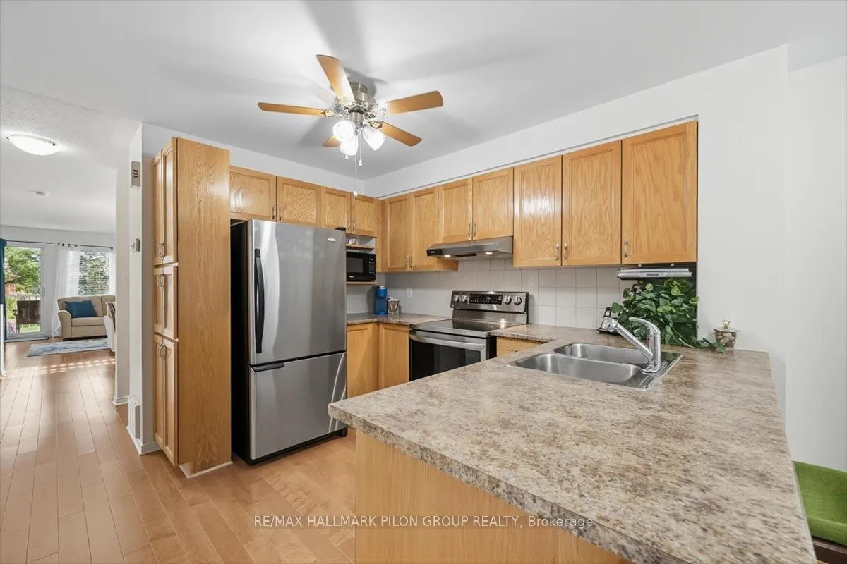 10 Lakepointe Drive, #1