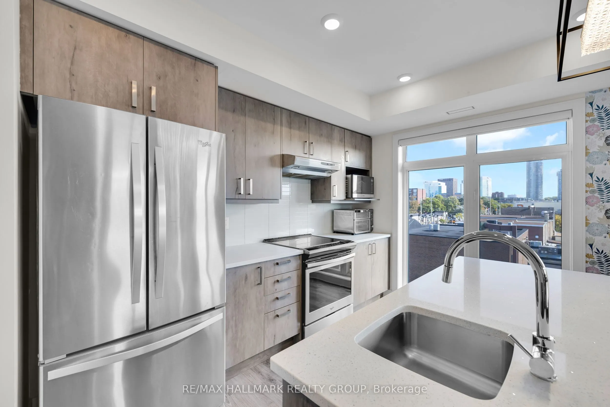 170 PRESTON Street, #401