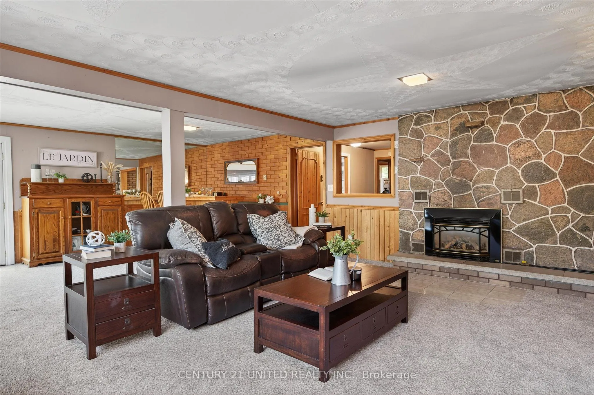 2524 Sherbrooke Street W
