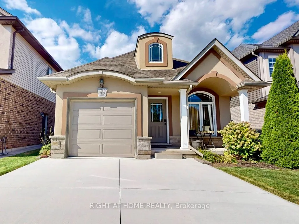 8583 Jennifer Crescent