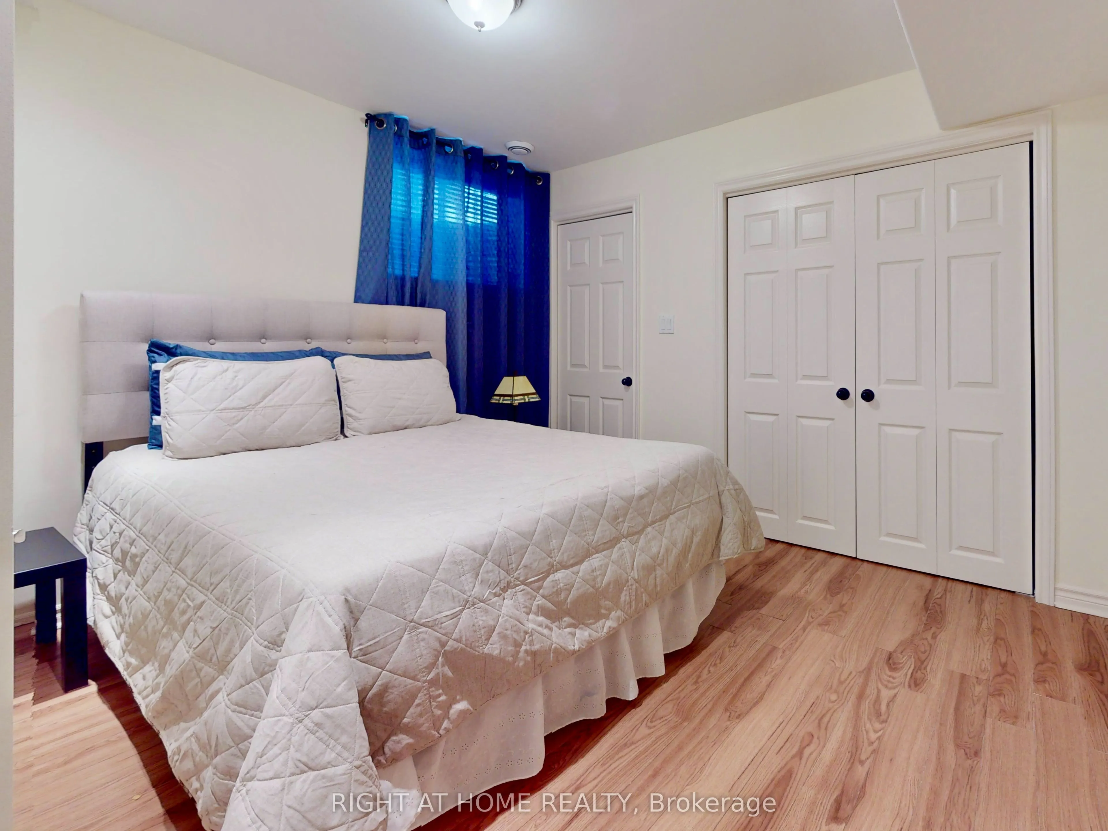 8583 Jennifer Crescent